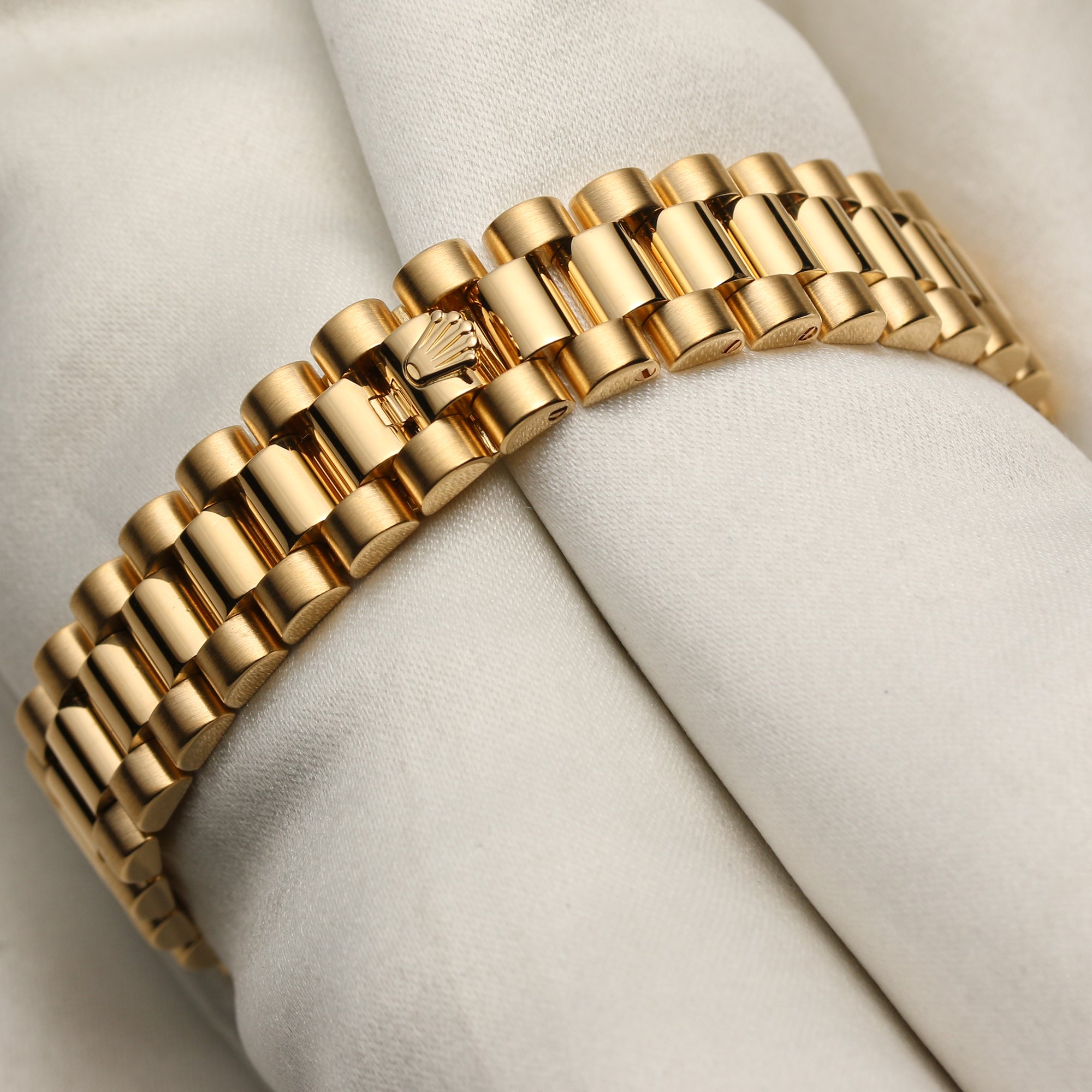 Rolex Lady DateJust 179178 18K Yellow Gold Champagne Diamond Dial Second Hand Watch Collectors 7