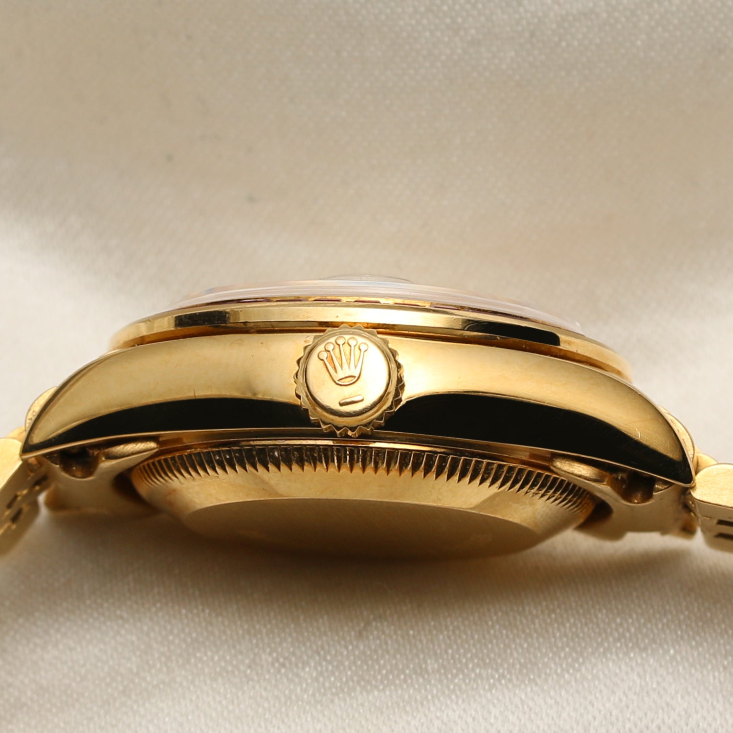 Rolex Lady DateJust 18K Yellow Gold Ruby & Diamond Second Hand Watch Collectors 6