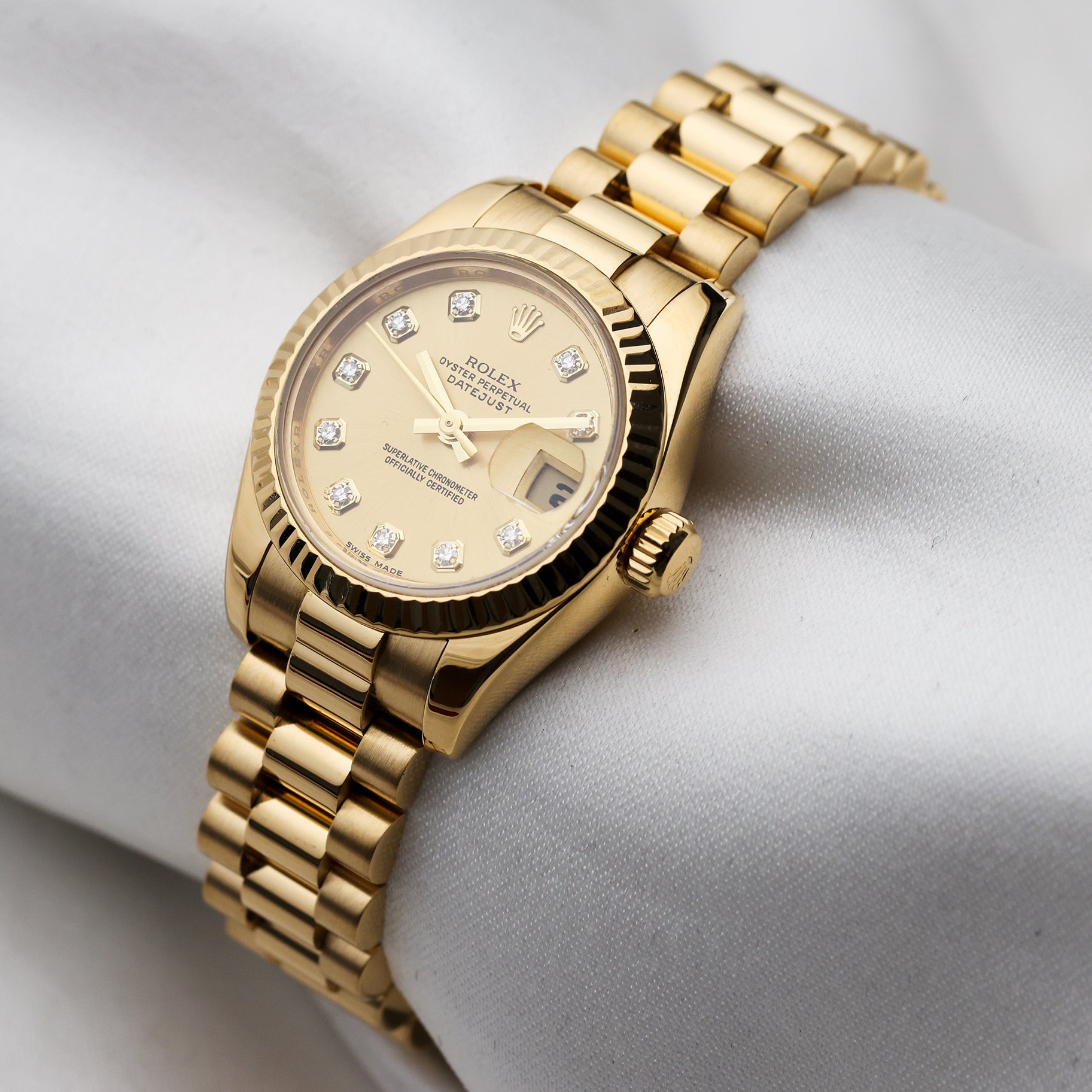 Rolex Lady DateJust 18K Yellow Gold Second Hand Watch Collectors 3
