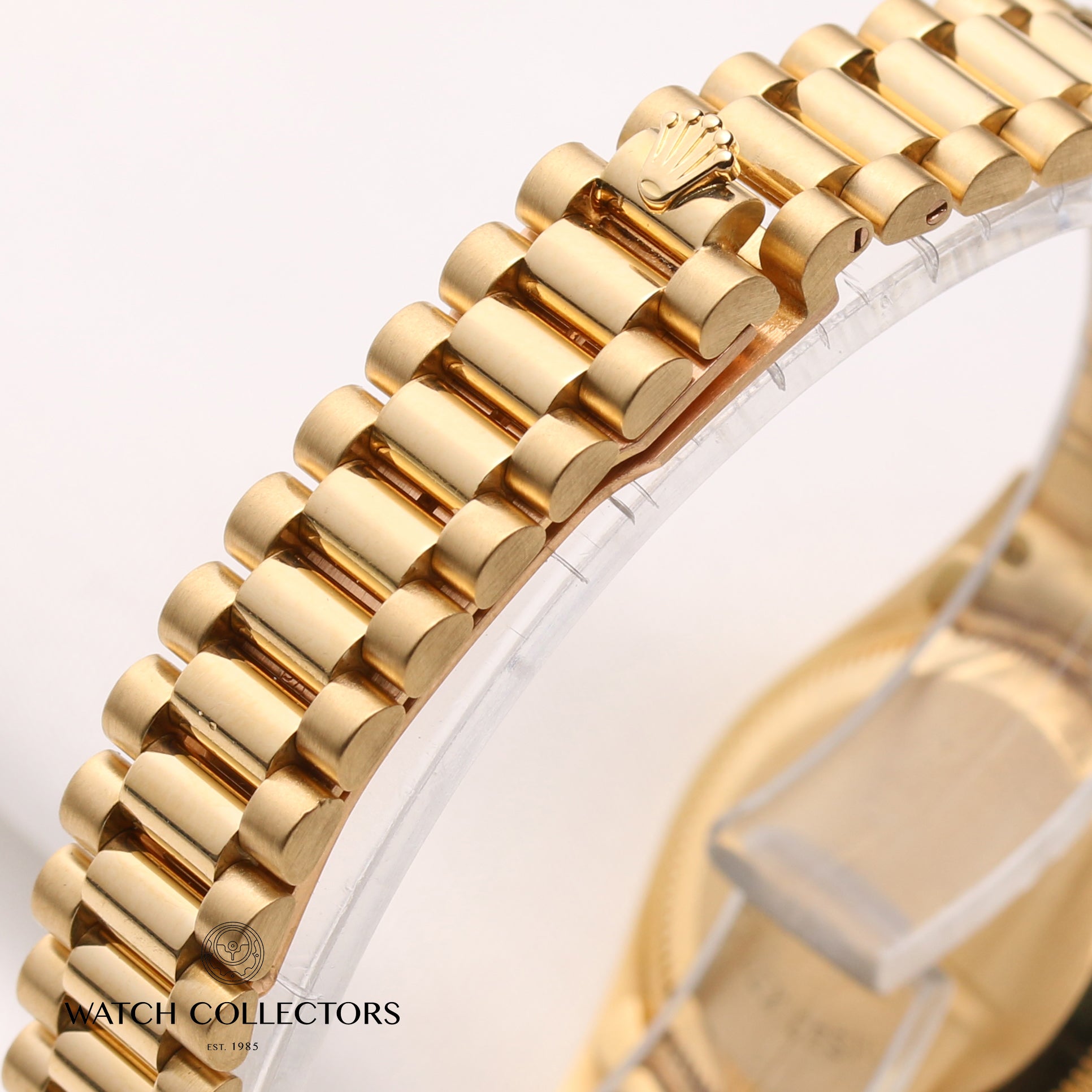 Rolex-Lady-DateJust-69068-Diamond-Ruby-18K-Yellow-Gold-Second-Hand-Watch-Collectors-6