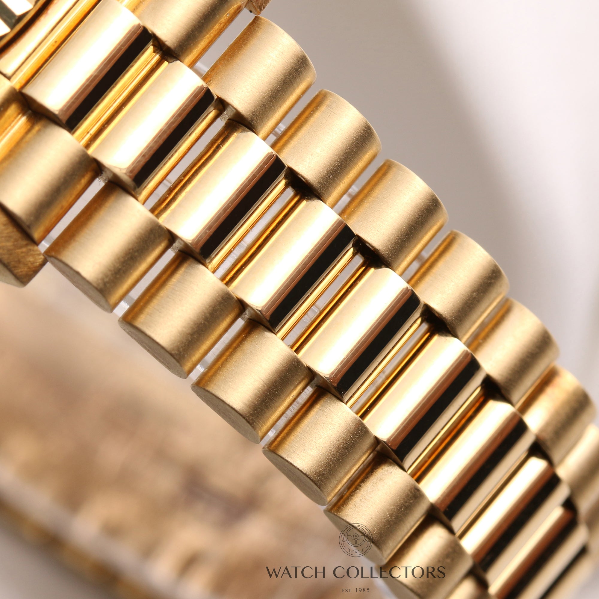 Rolex-Lady-DateJust-69178-18K-Yellow-Gold-Wood-Dial-Second-Hand-Watch-Collectors-6-1