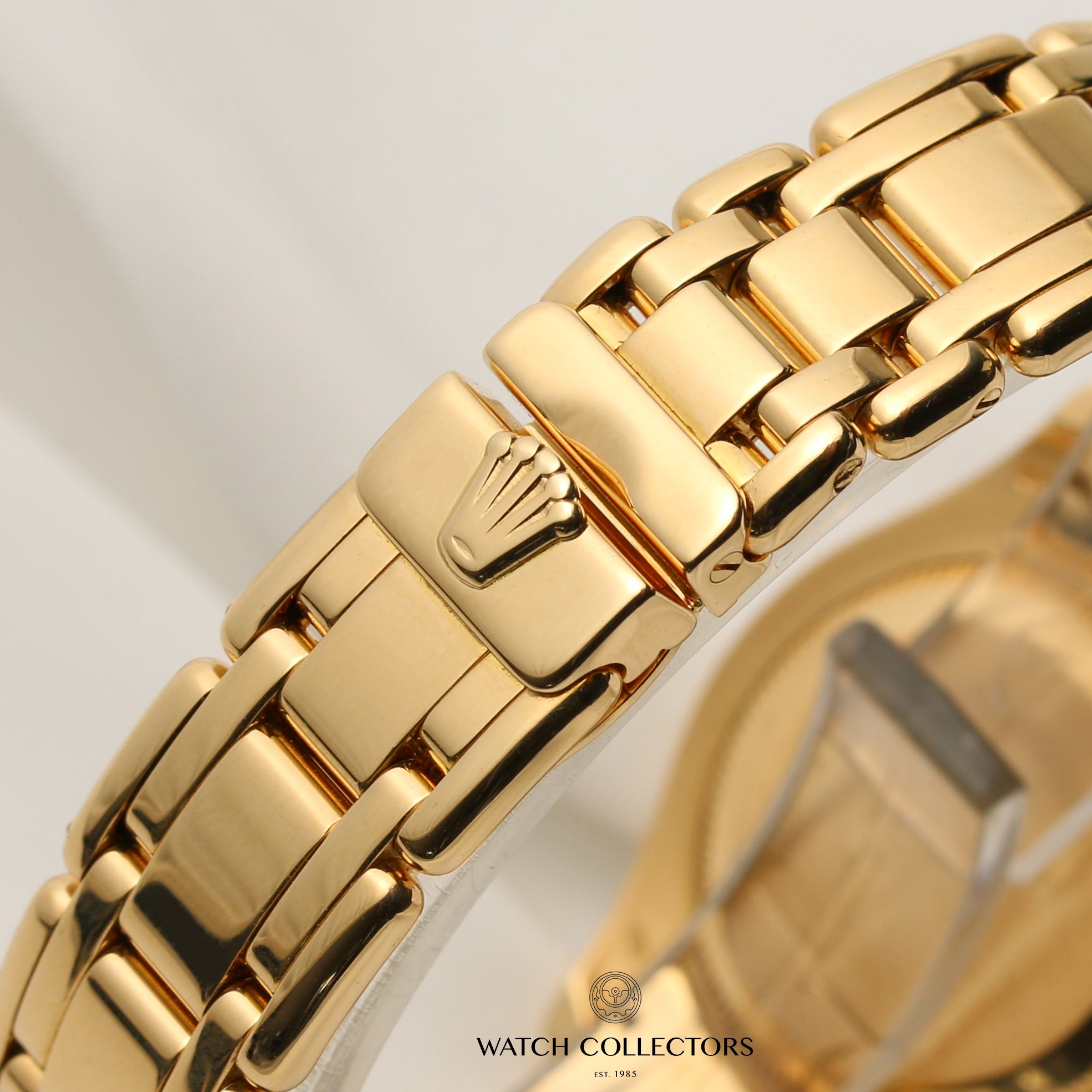 Rolex Lady DateJust Pearlmaster 69298 18K Yellow Gold Diamond Bezel Rare Coral Diamond Dial Second Hand Watch Collectors 9