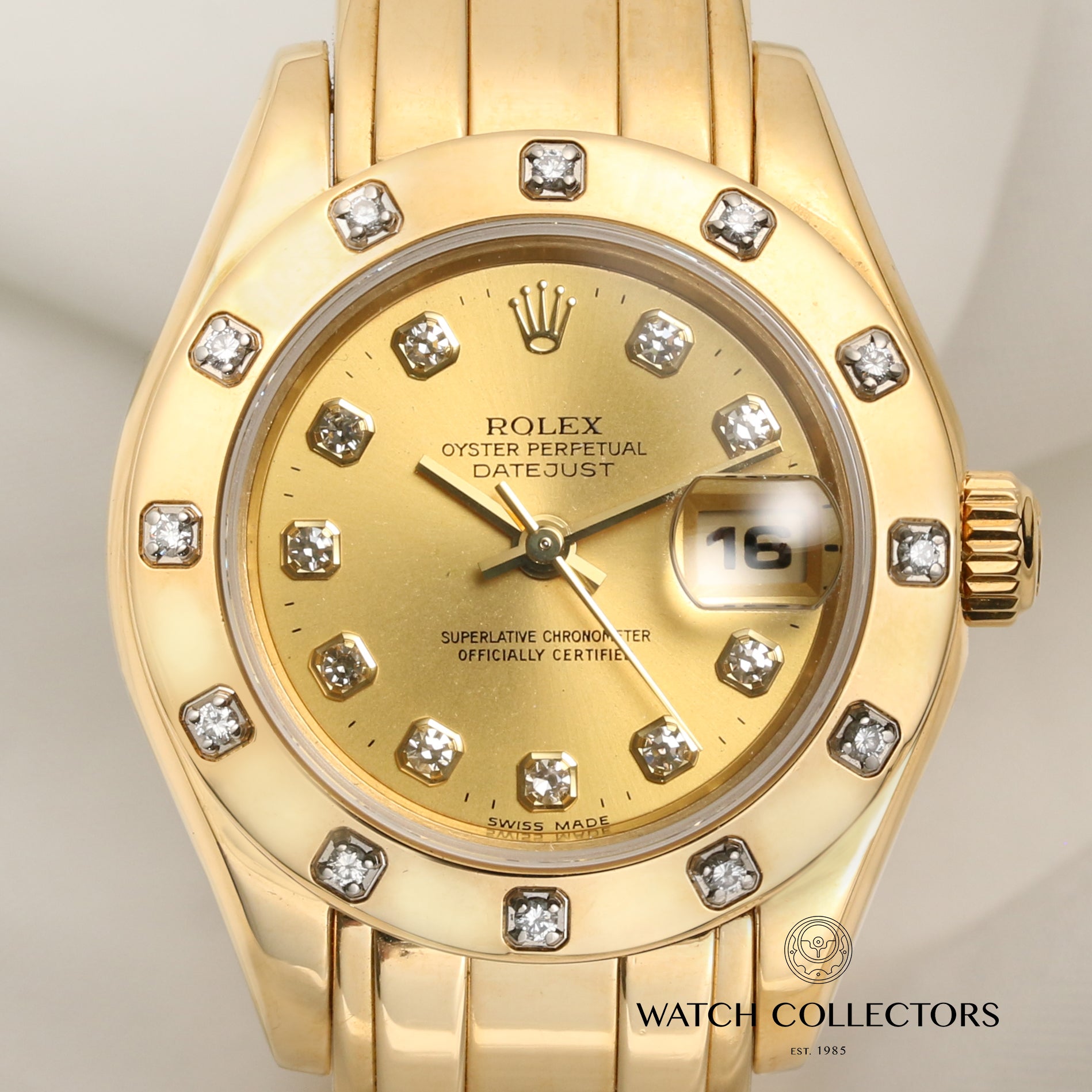 Rolex Lady DateJust Pearlmaster 69318 Champagne Diamond Dial 12 Point Diamond Bezel 18K Yellow Gold Second Hand Watch Collectors 2