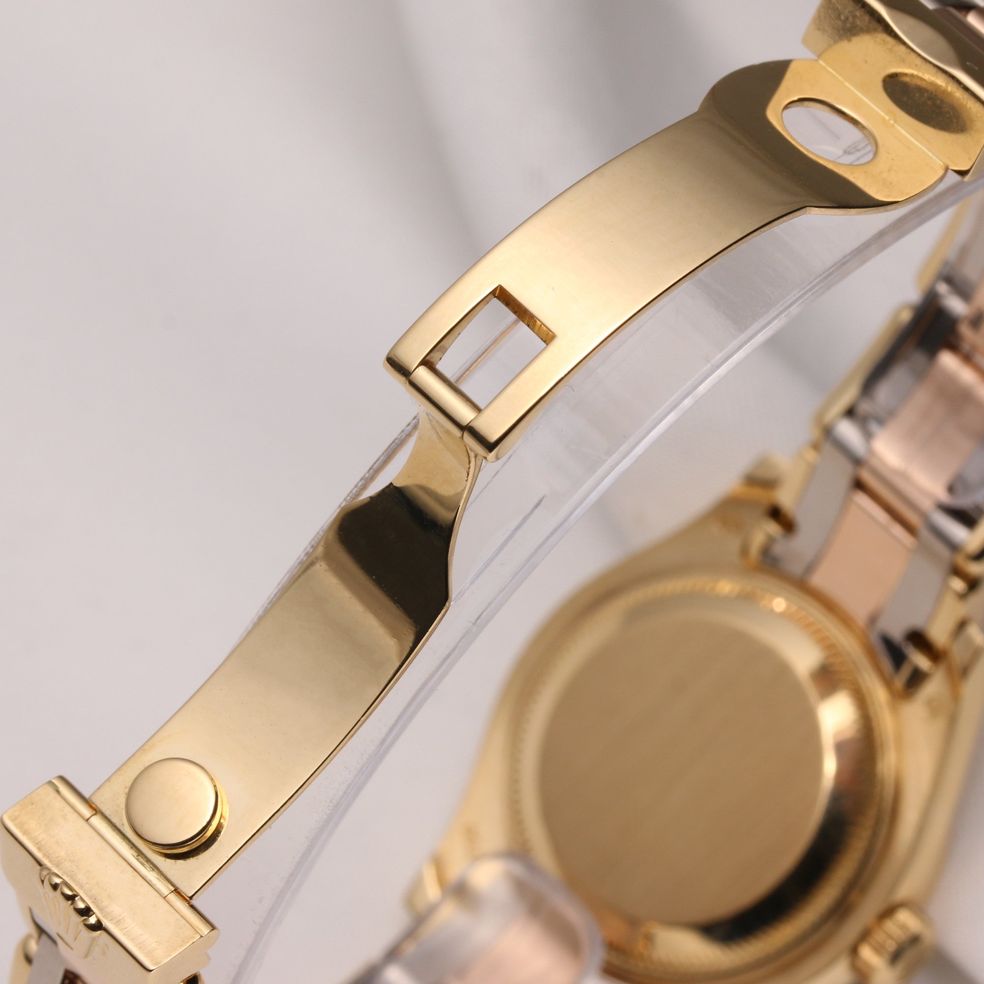 Rolex Lady DateJust Pearlmaster 80318 18K Tridor Mother of Pearl Dial Second Hand Watch Collectors 6