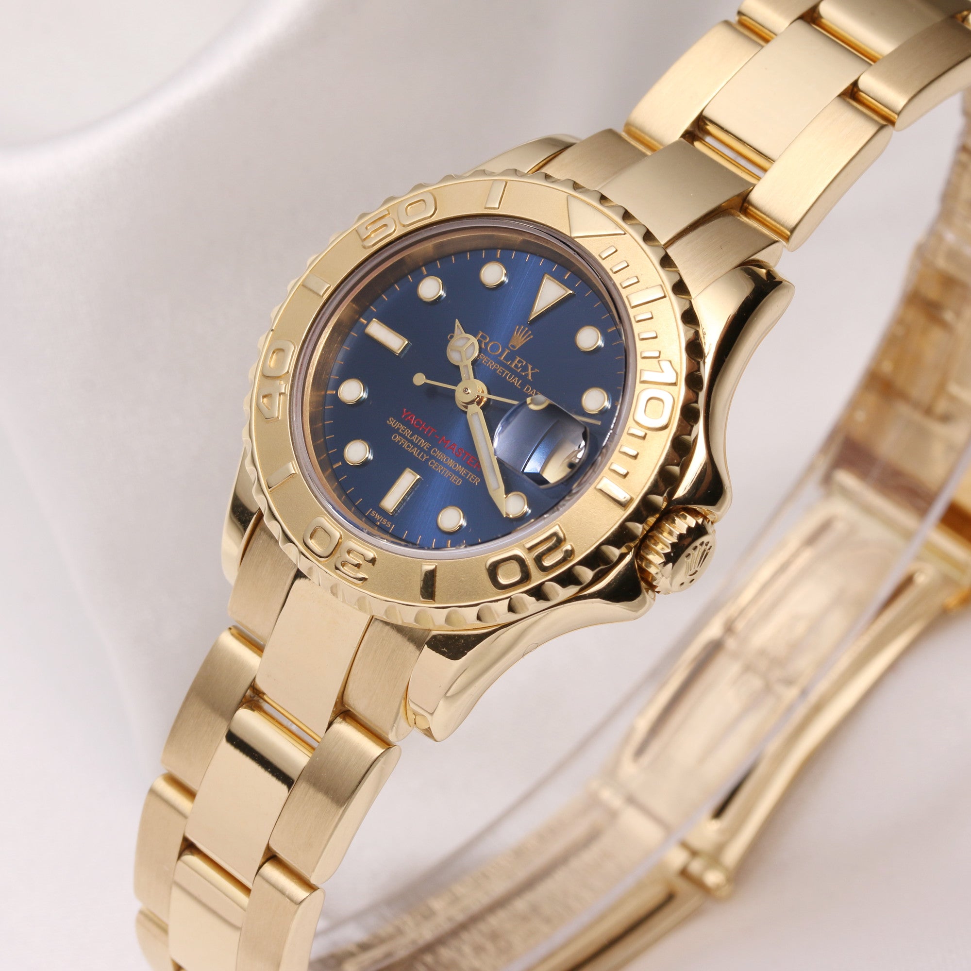 Rolex Lady Yacht-Master 69628 18K Yellow Gold Second Hand Watch Collectors 3