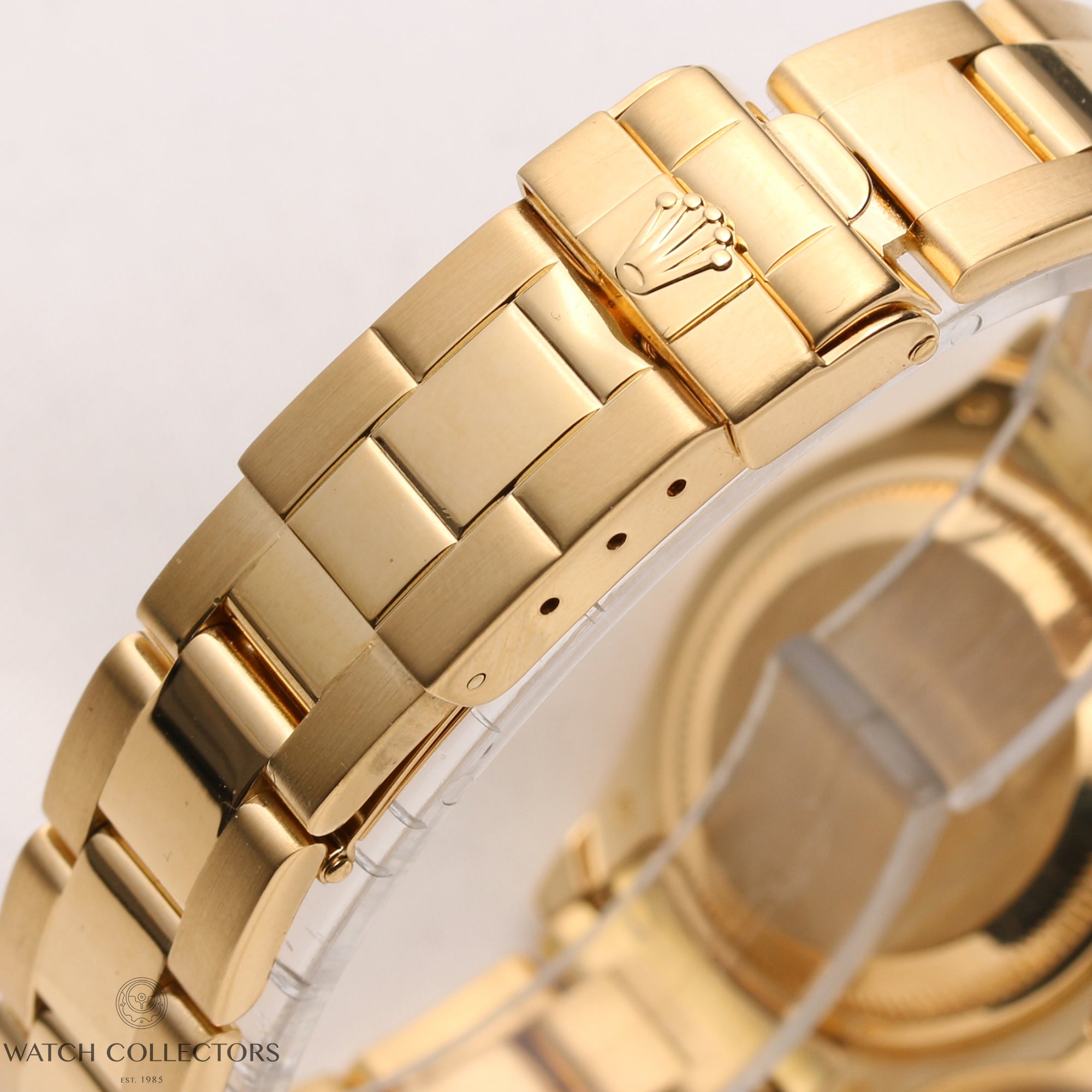 Rolex-Lady-Yachtmaster-69628-18K-Yellow-Gold-Second-Hand-Watch-Collectors-6