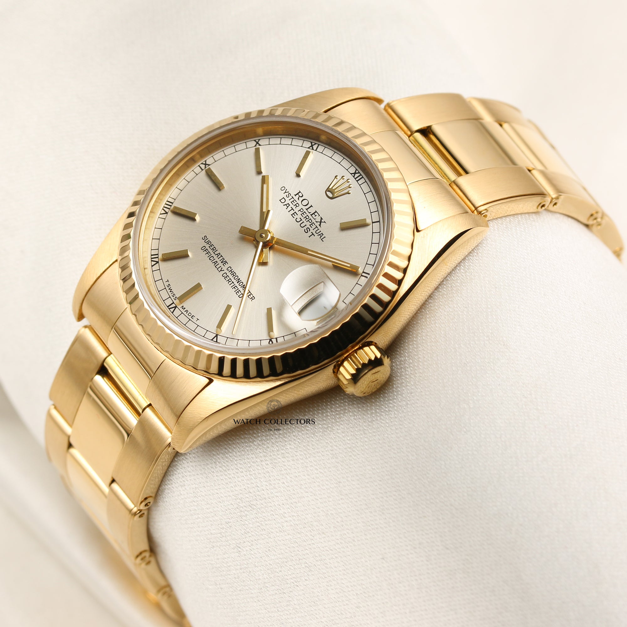 Rolex Midsize DateJust 18K Yellow Gold Second Hand Watch Collectors 3