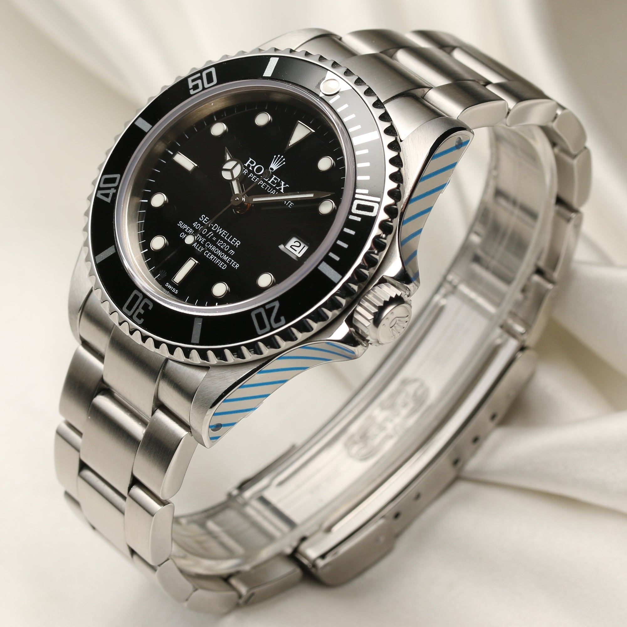 Rolex Sea-Dweller 16600 Stainless Steel Second Hand Watch Collectors 3