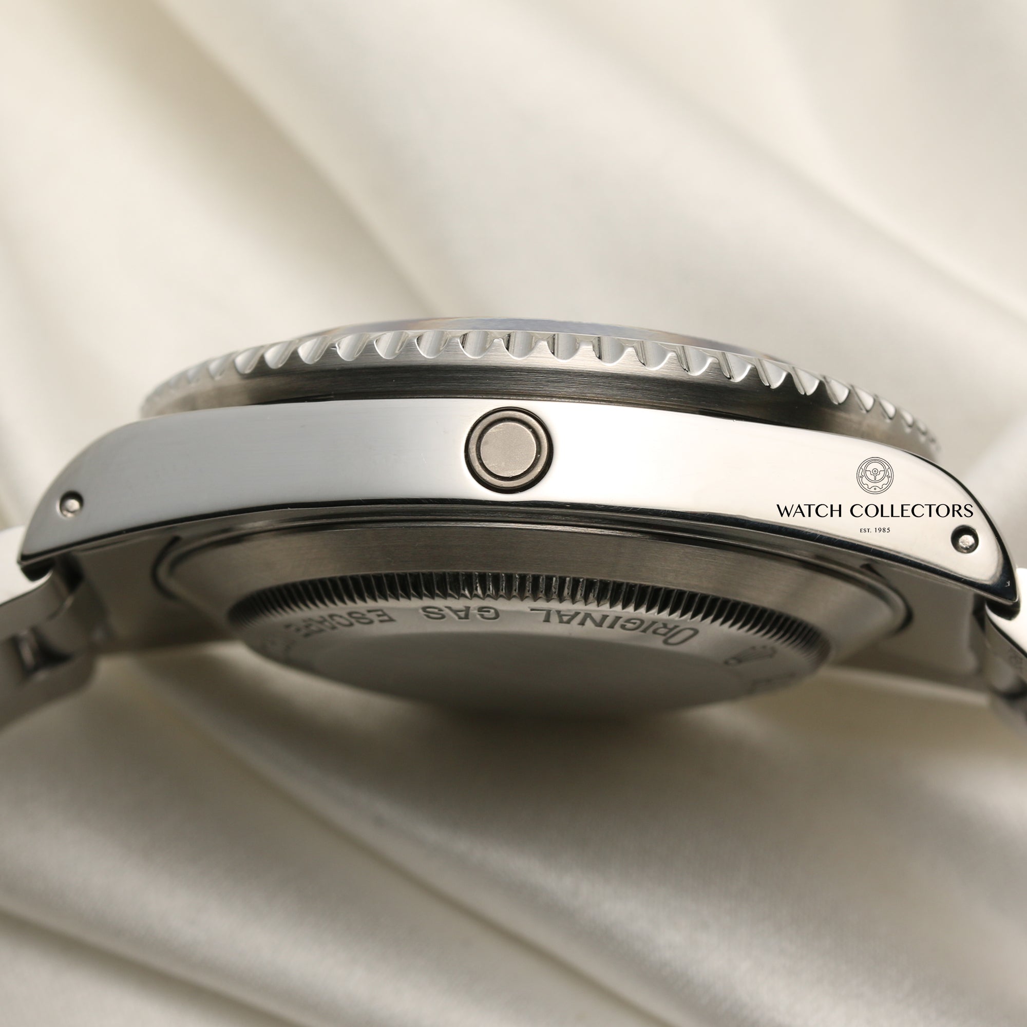 Rolex Sea-Dweller 16600 Stainless Steel Second Hand Watch Collectors 6