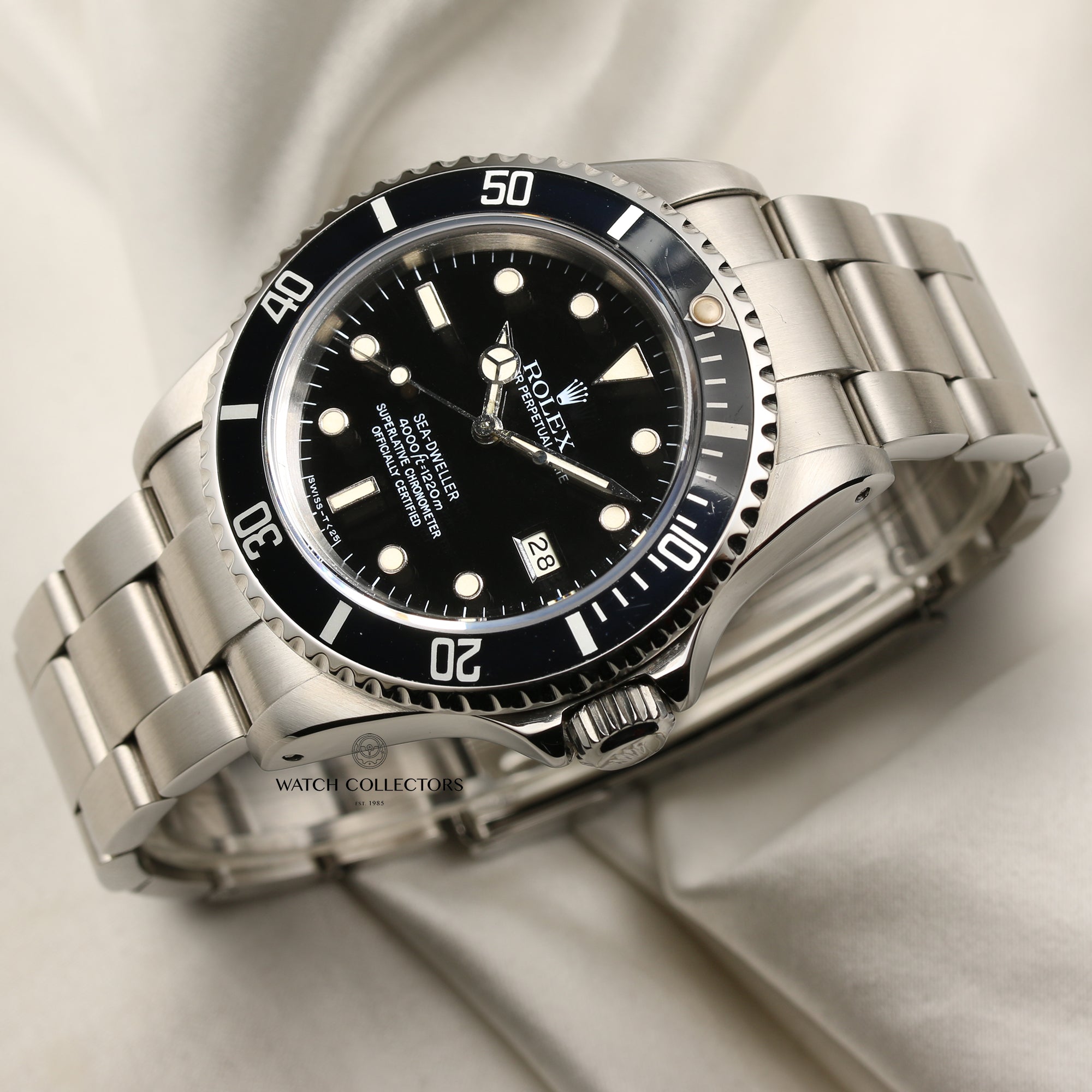 Rolex Sea-Dweller Stainless Steel Second Hand Watch Collectors 3