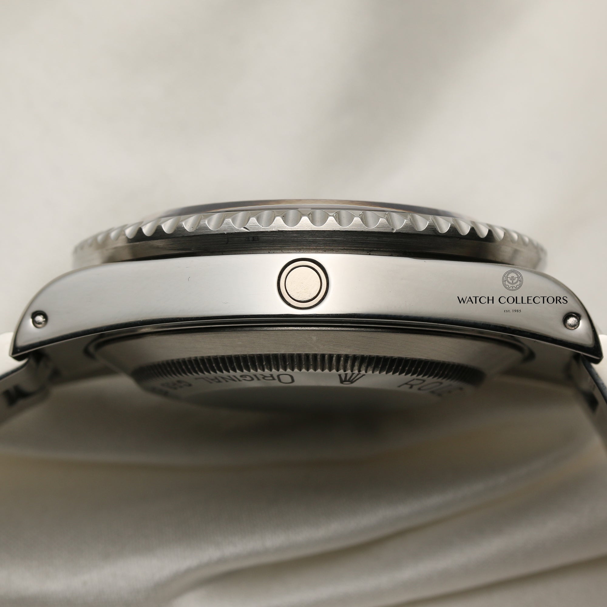 Rolex Sea-Dweller Stainless Steel Second Hand Watch Collectors 7