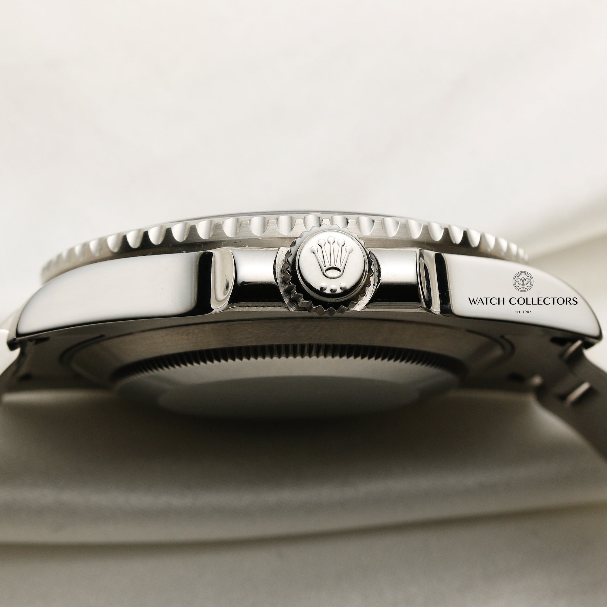 Rolex Submariner 116610LN Stainless Steel Second Hand Watch Collectors 5