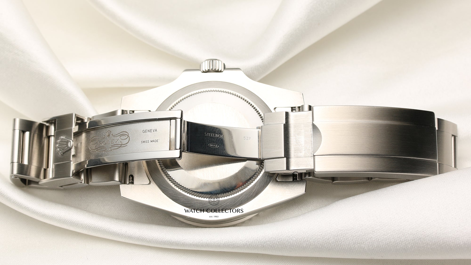 Rolex Submariner 116610LN Stainless Steel Second Hand Watch Collectors 7