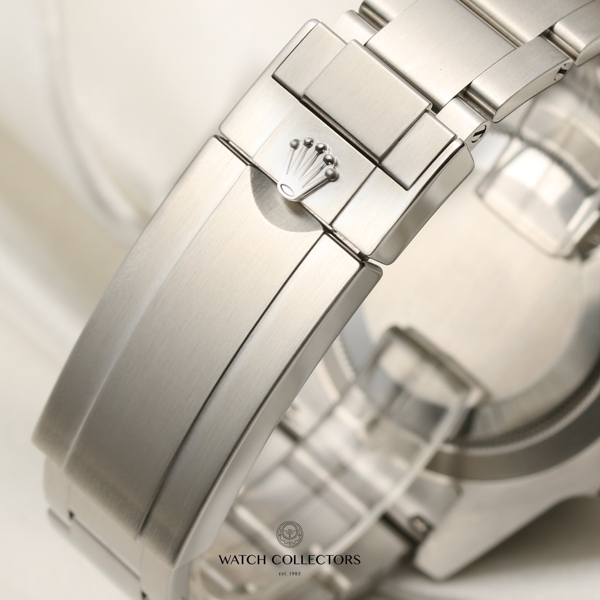 Rolex Submariner 116610LN Stainless Steel Second Hand Watch Collectors 9