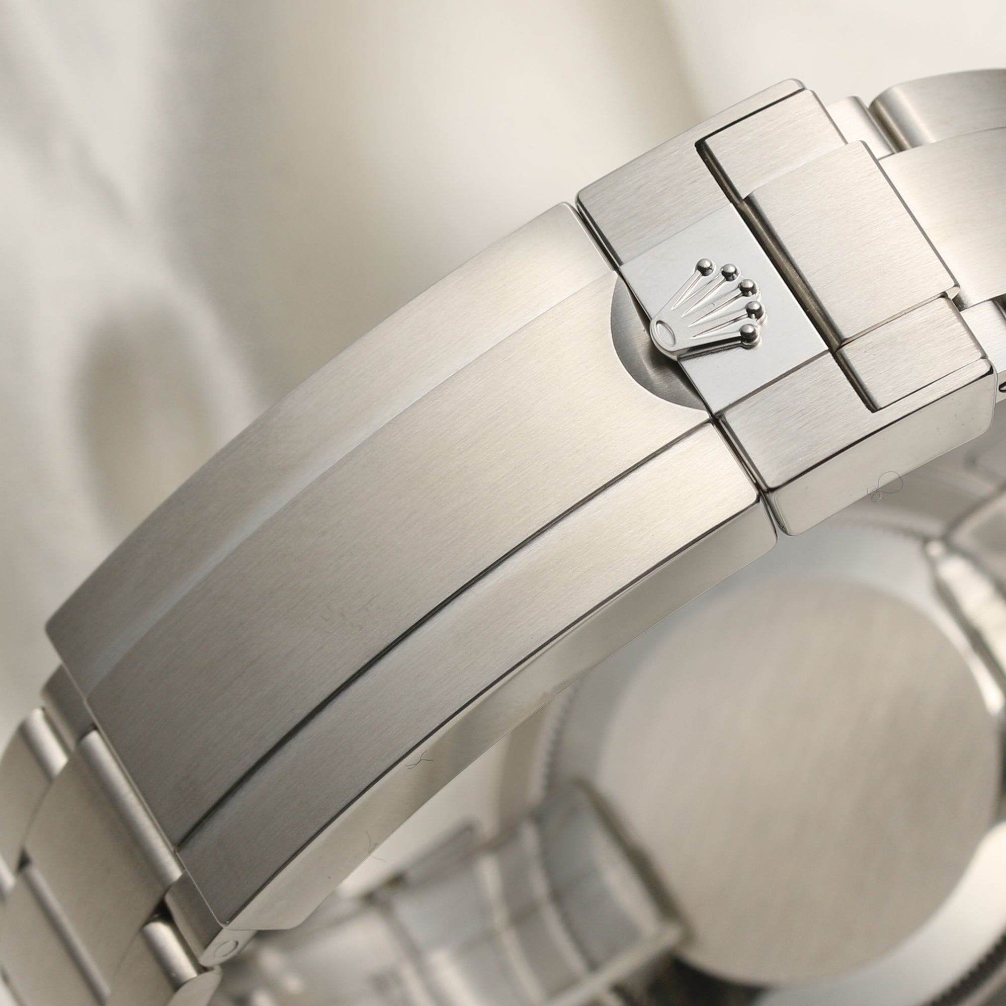 Rolex Submariner 116610LN Stainless Steel Second Hand Watch Collectors 9