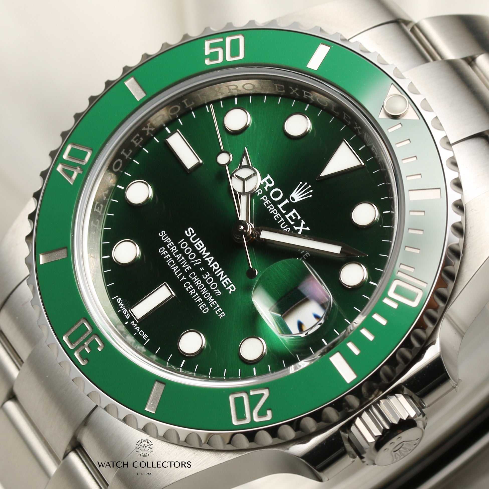 Rolex Submariner 116610LV Hulk Stainless Steel Second Hand Watch Collectors 4