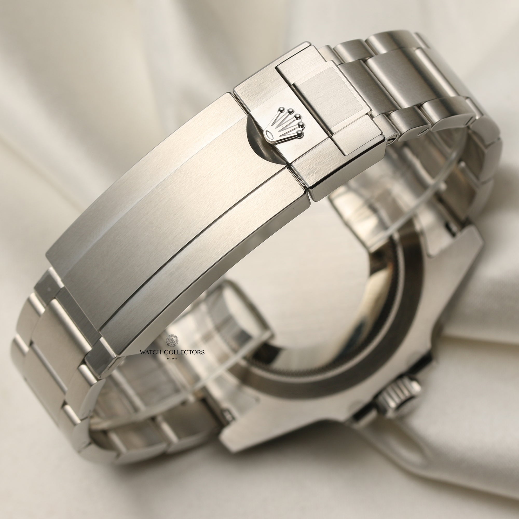 Rolex Submariner 116610LV Hulk Stainless Steel Second Hand Watch Collectors 7