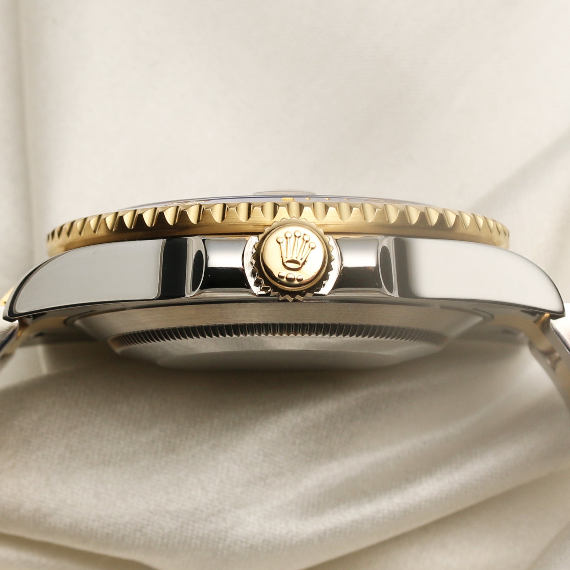 Rolex Submariner 116613LB Steel & Gold Second Hand Watch Collectors 5