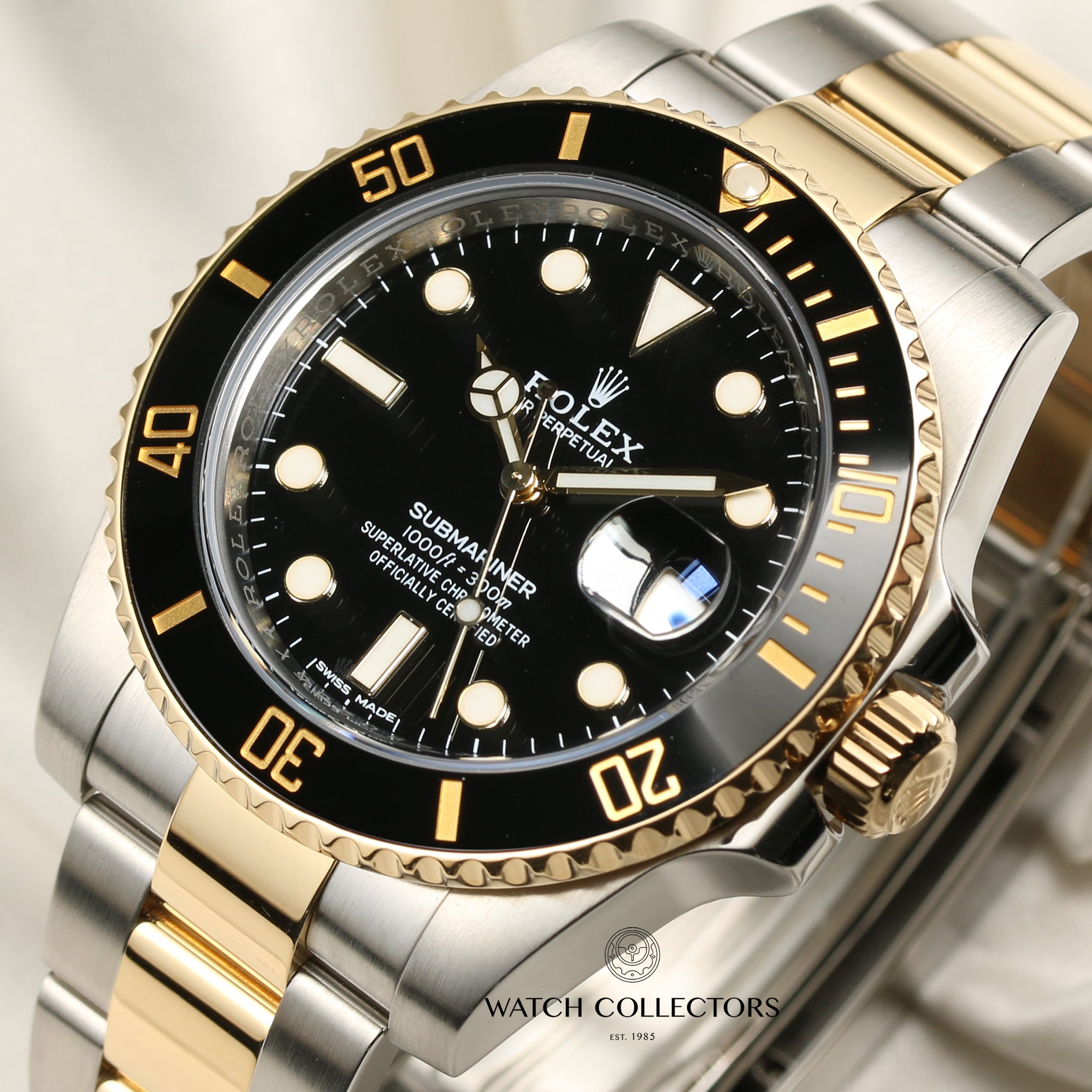 Rolex Submariner 116613LN Steel & Gold Second Hand Watch Collectors 4