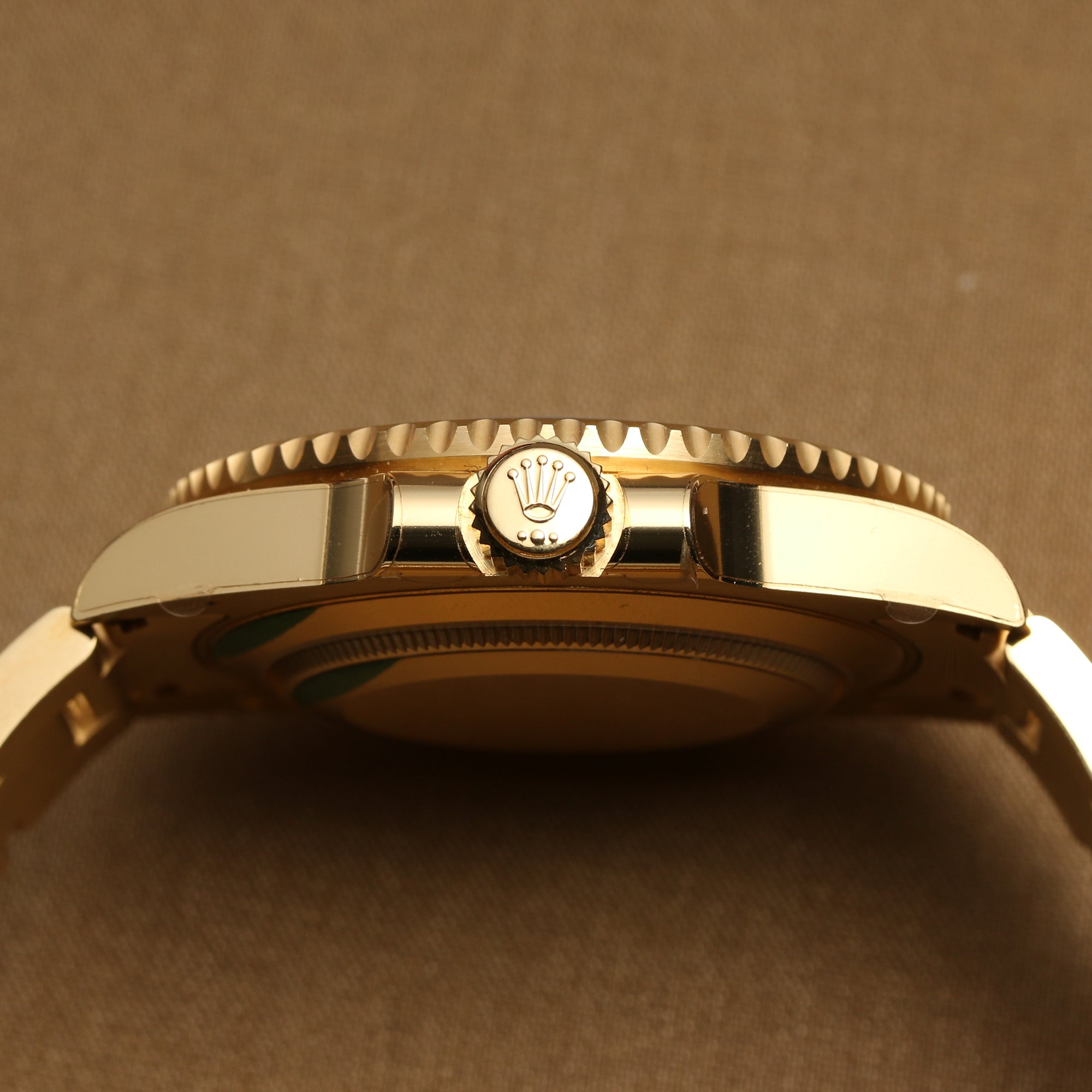 Rolex Submariner 116618LB 18K Yellow Gold Blue Ceramic Second Hand Watch Collectors 5