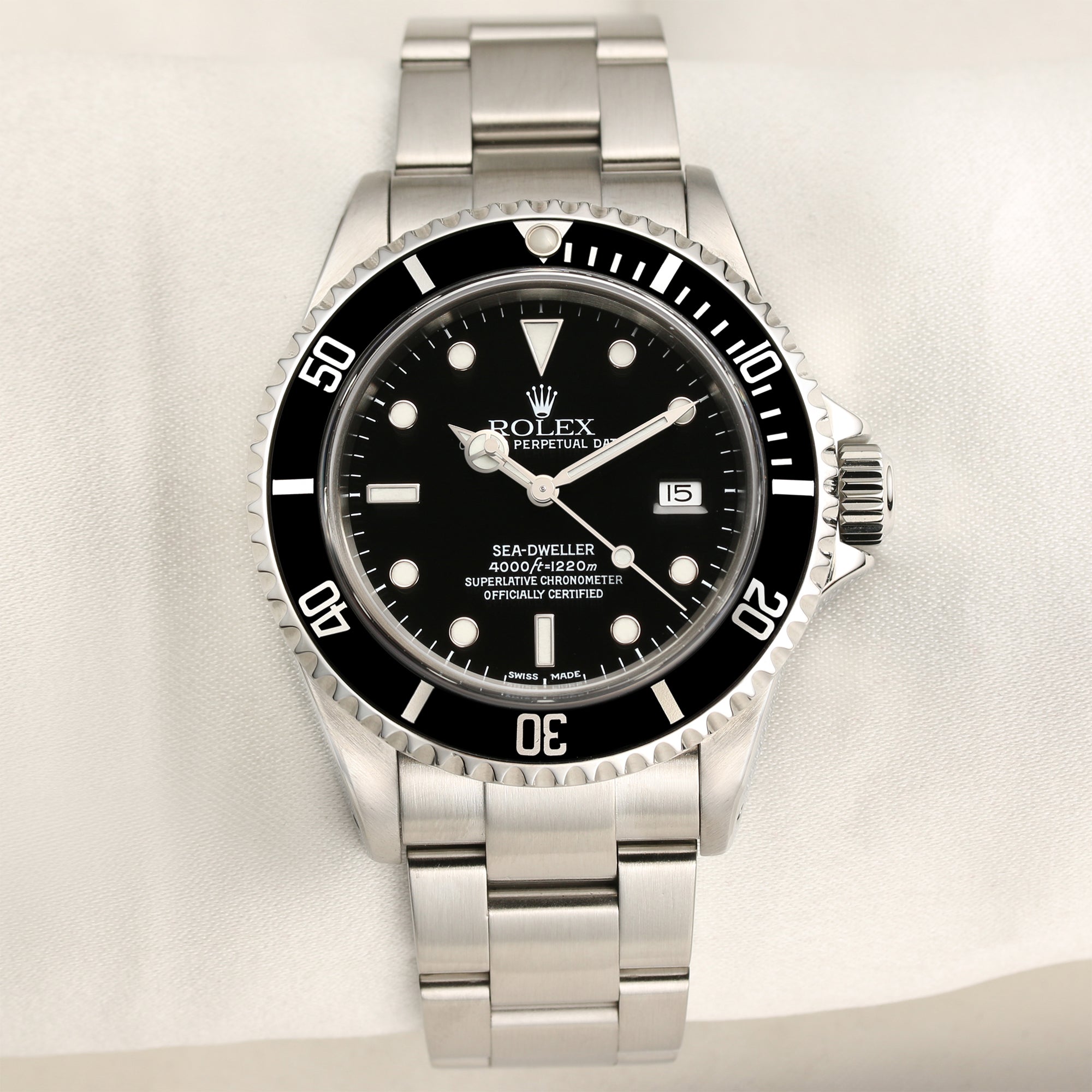 Rolex-Submariner-16600-Sea-Dweller-Second-Hand-Watch-Collectors-1