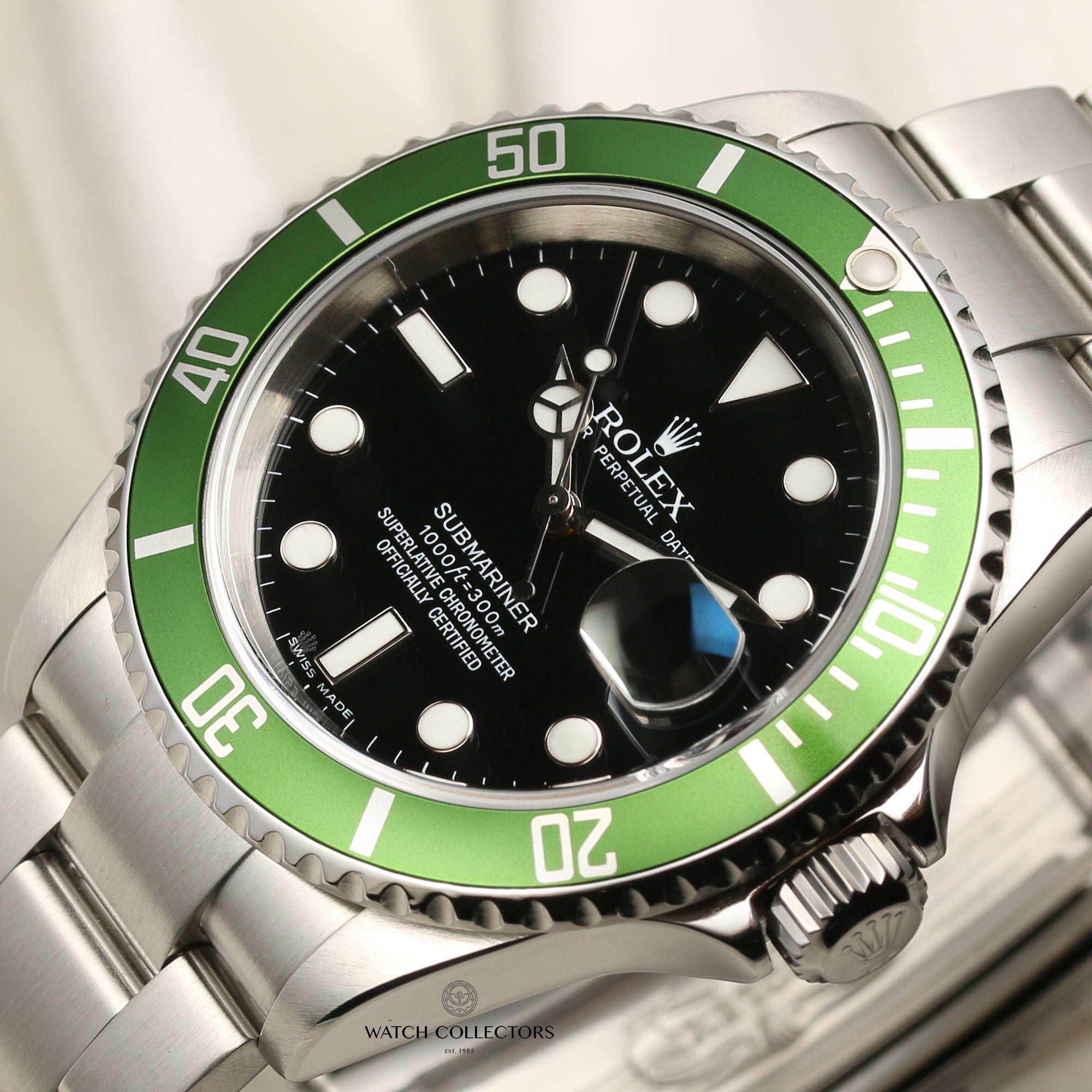 Rolex Submariner 16610 Pre-Ceramic Kermit Stainless Steel Second Hand Watch Collectors 4