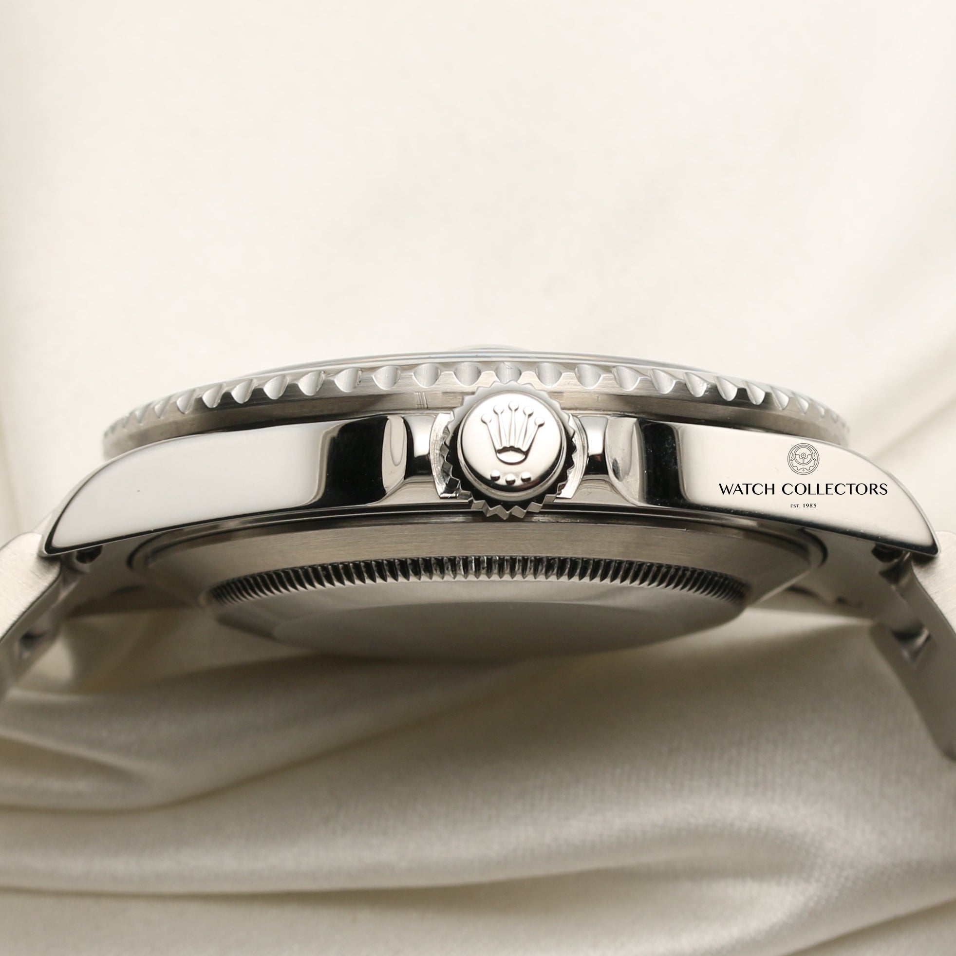 Rolex Submariner 16610 Pre-Ceramic Kermit Stainless Steel Second Hand Watch Collectors 6