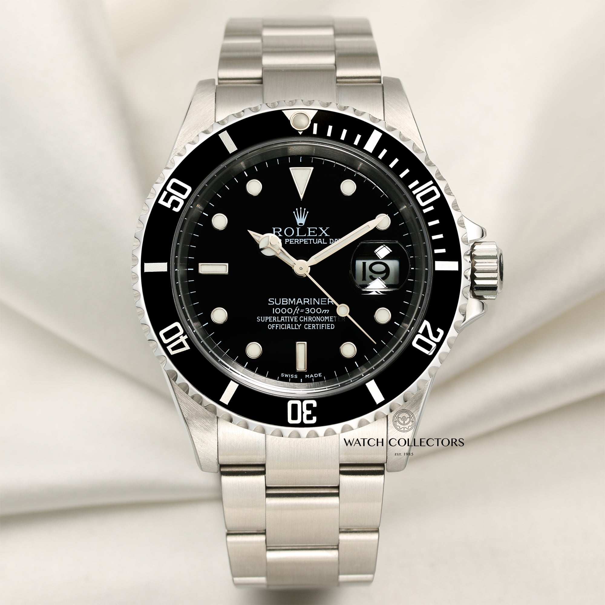 Rolex Submariner 16610 Stainless Steel Second Hand Watch Collectors 1