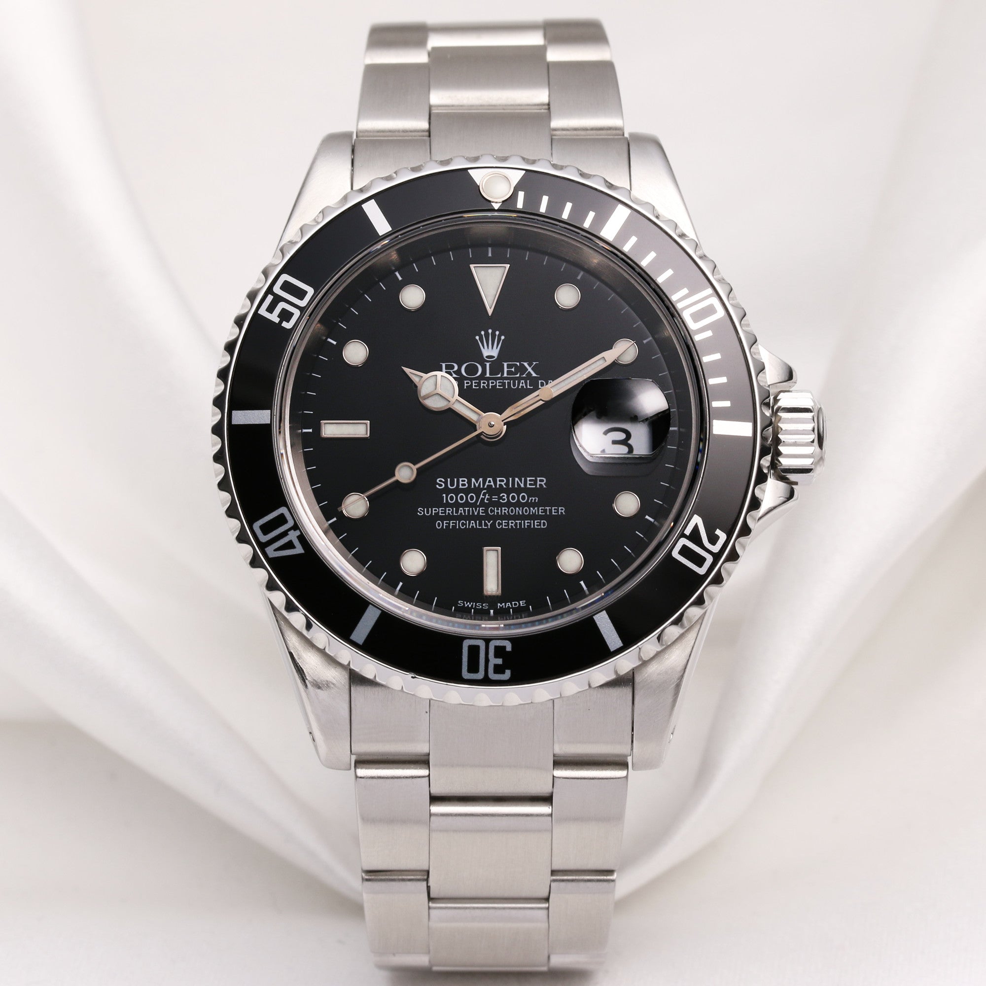 Rolex Submariner 16610 Stainless Steel Second Hand Watch Collectors 1