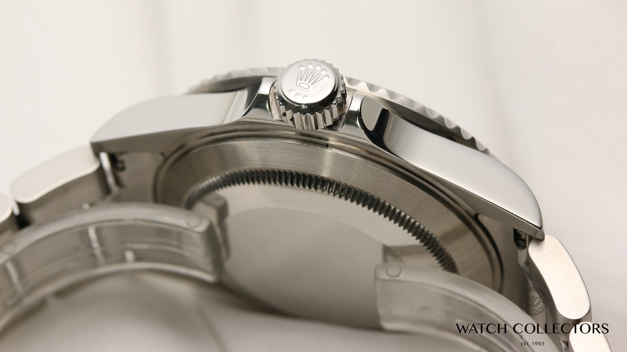 Rolex Submariner 16610 Stainless Steel Second Hand Watch Collectors 4