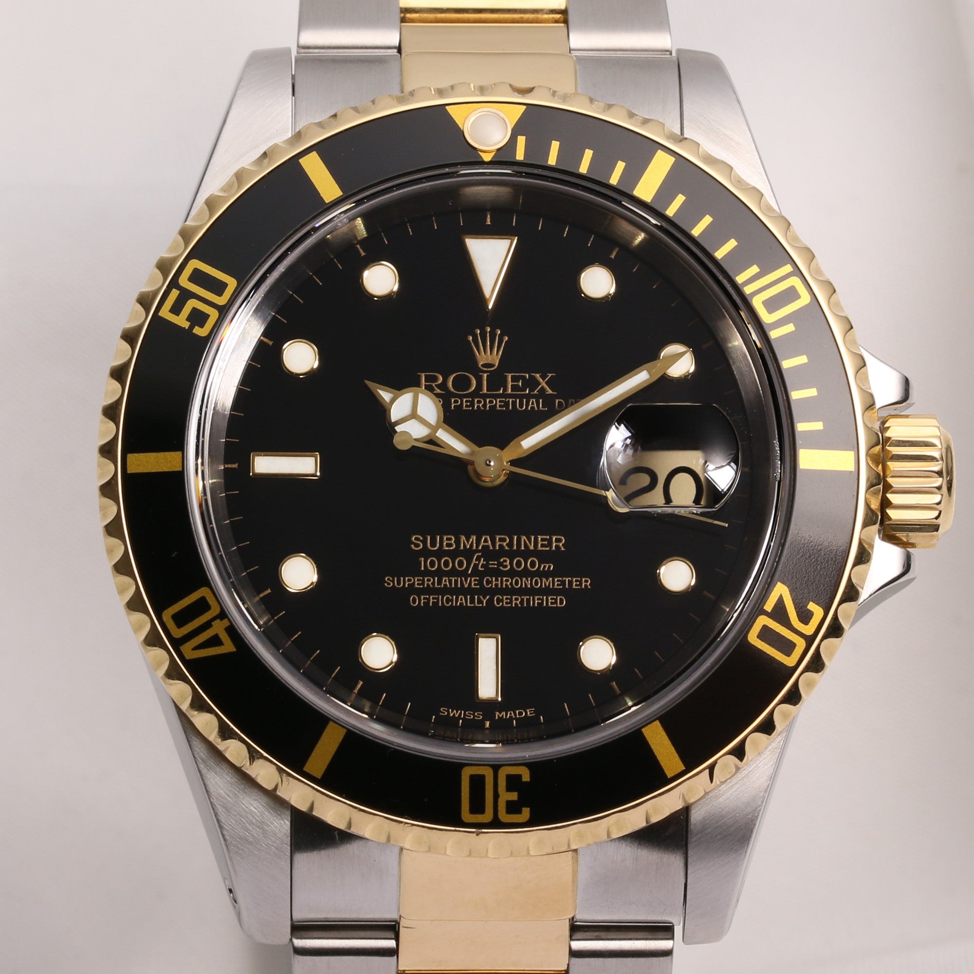 Rolex Submariner 16613 A82XXXX Stee & Gold Black insert & Dial Second Hand Watch Collectors 2