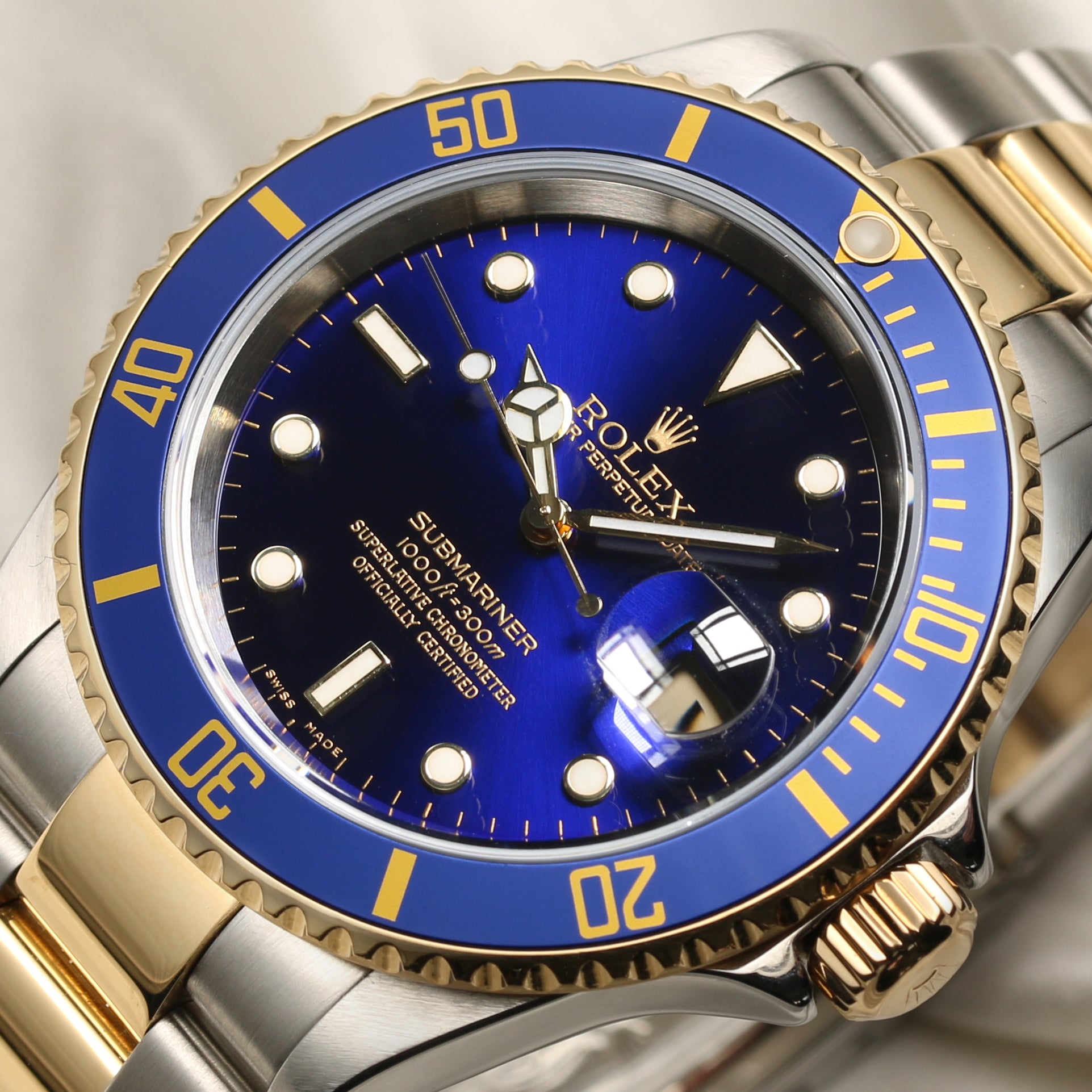 Rolex Submariner 16613 Steel & Gold Blue Second Hand Watch Collectors 4