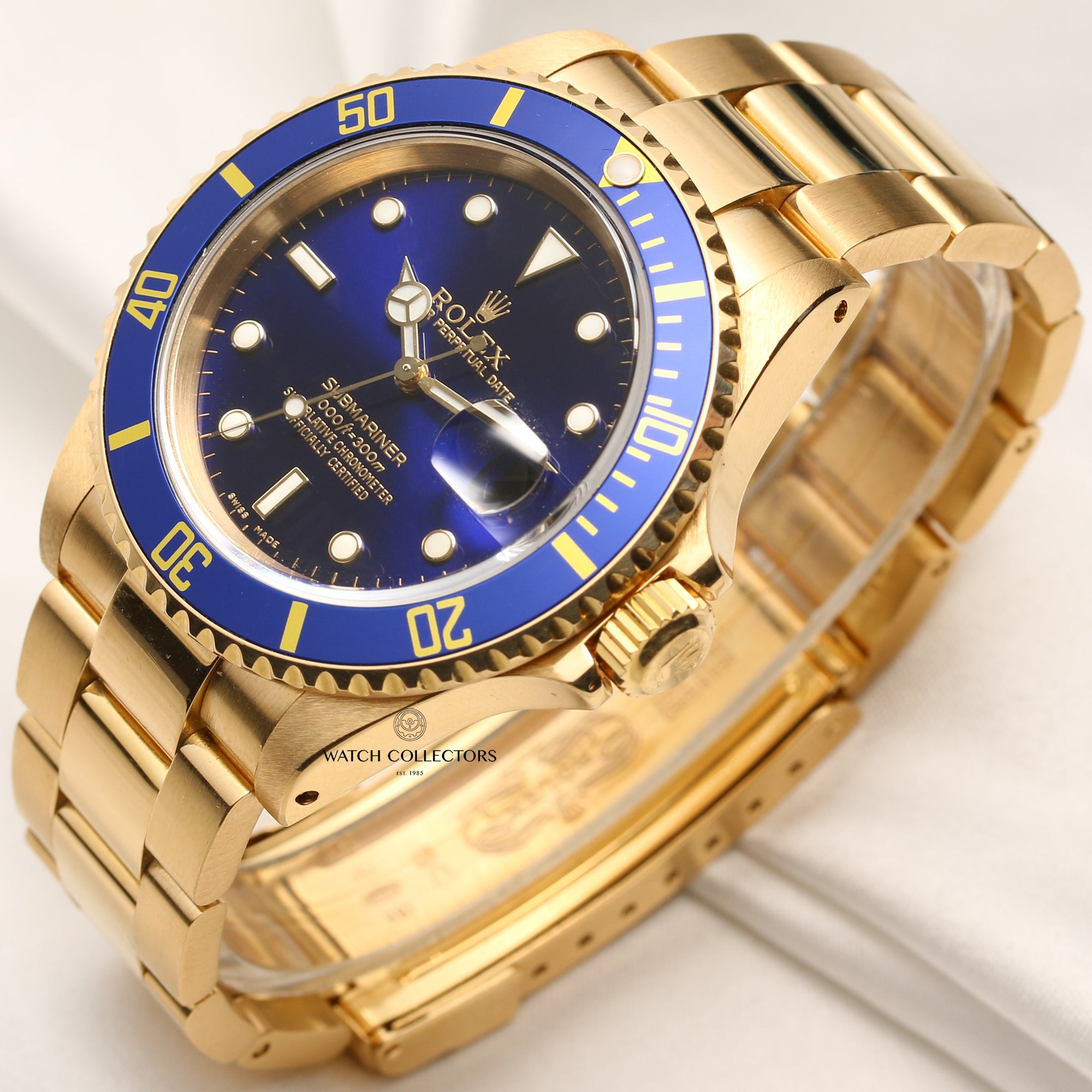 Rolex Submariner 16618 18K Yellow Gold Second Hand Watch Collectors 3