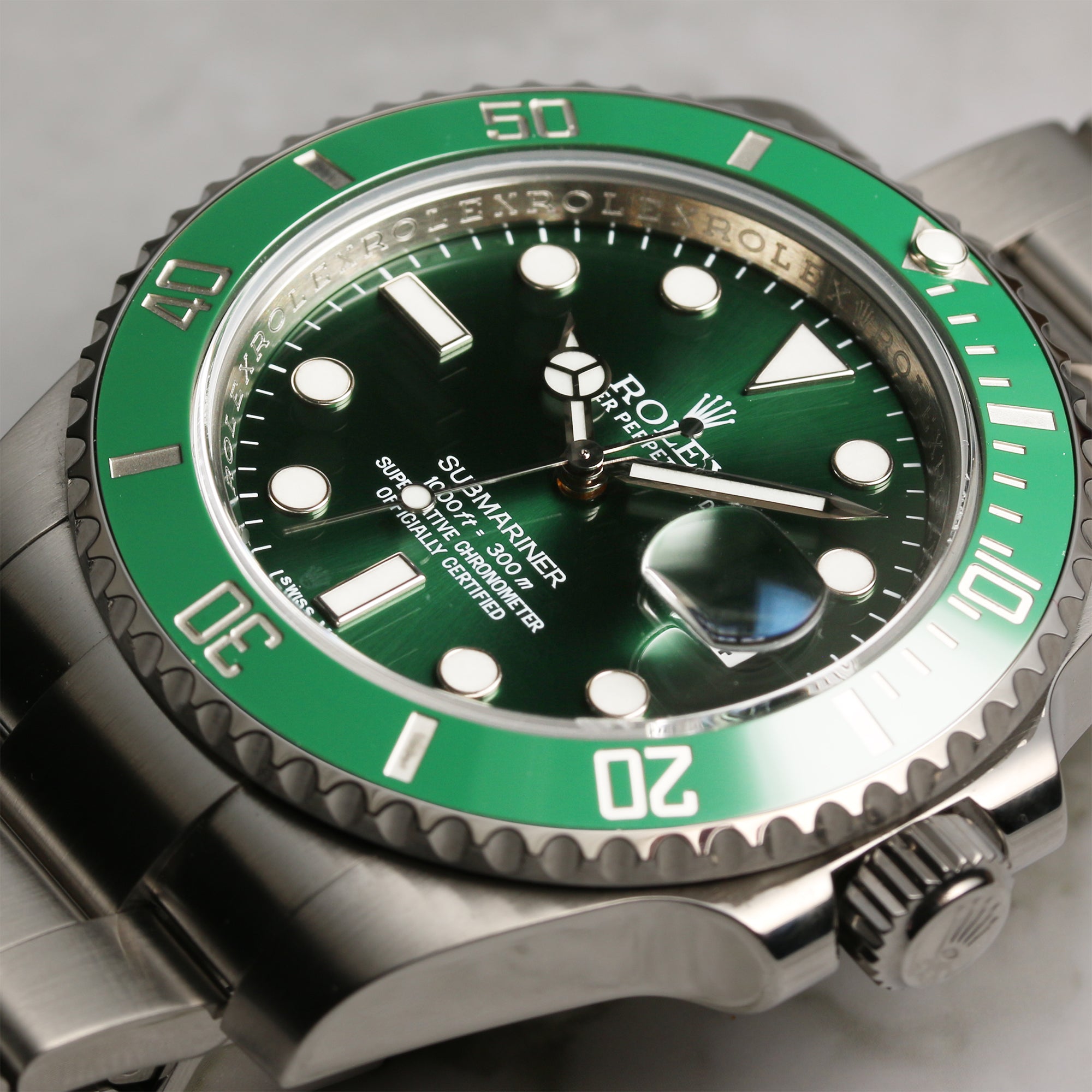 Rolex Submariner Hulk 116610LV Second hand Watch Collectors 4