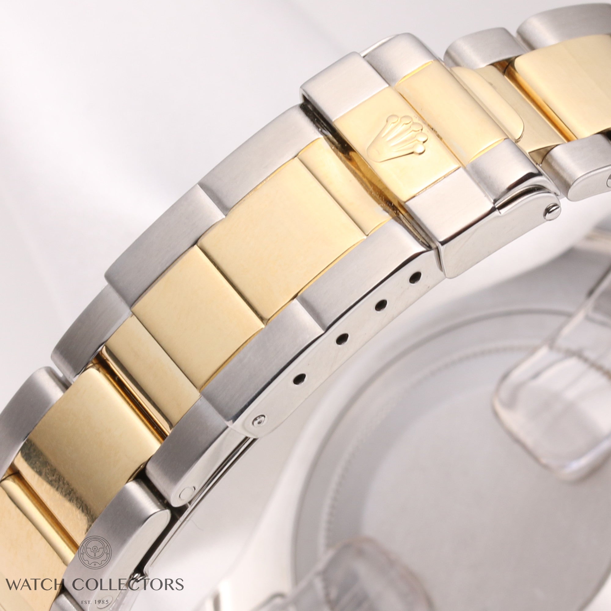 Rolex-Yacht-Master-16623-Steel-Gold-Second-Hand-Watch-Collectors-6 (1)