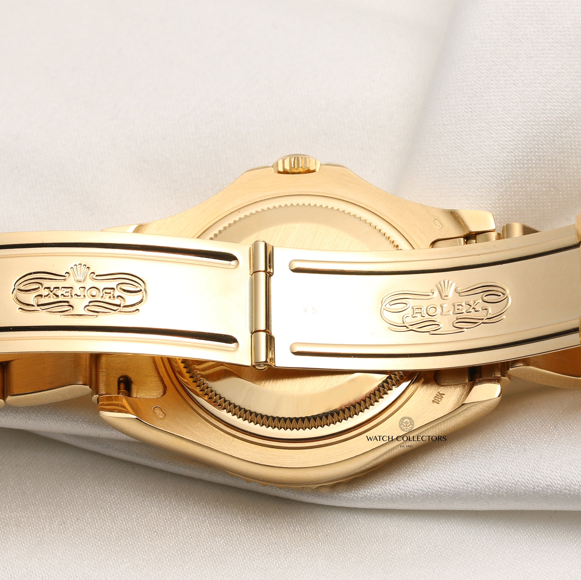 Rolex Yacht-Master Mid Size 68628 18K Yellow Gold Second Hand Watch Collectors 5