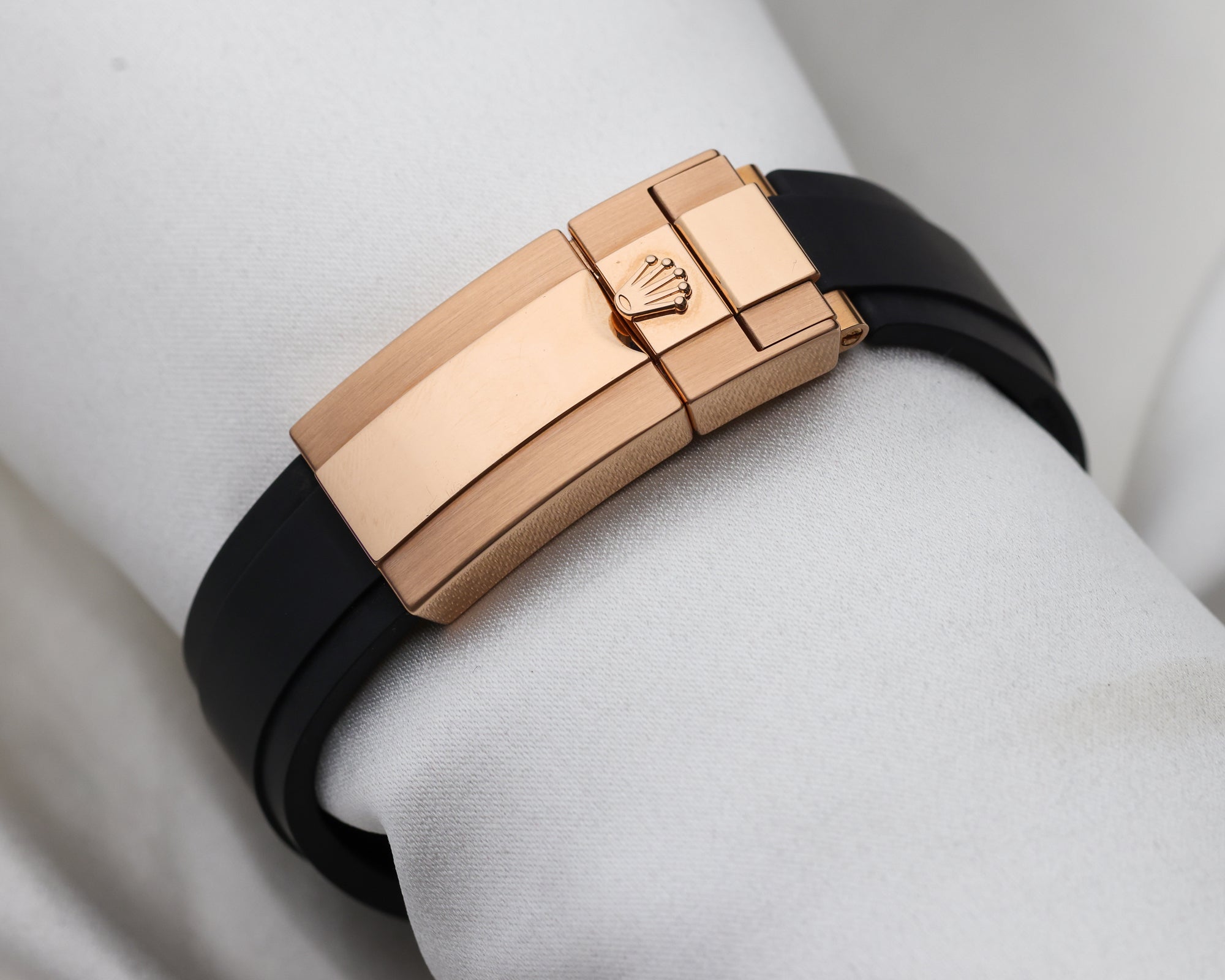 Rolex-Yacht-Master-Tutti-Fruity-18K-Rose-Gold-116695SATS-Second-hand-WatcH-Collectors-6