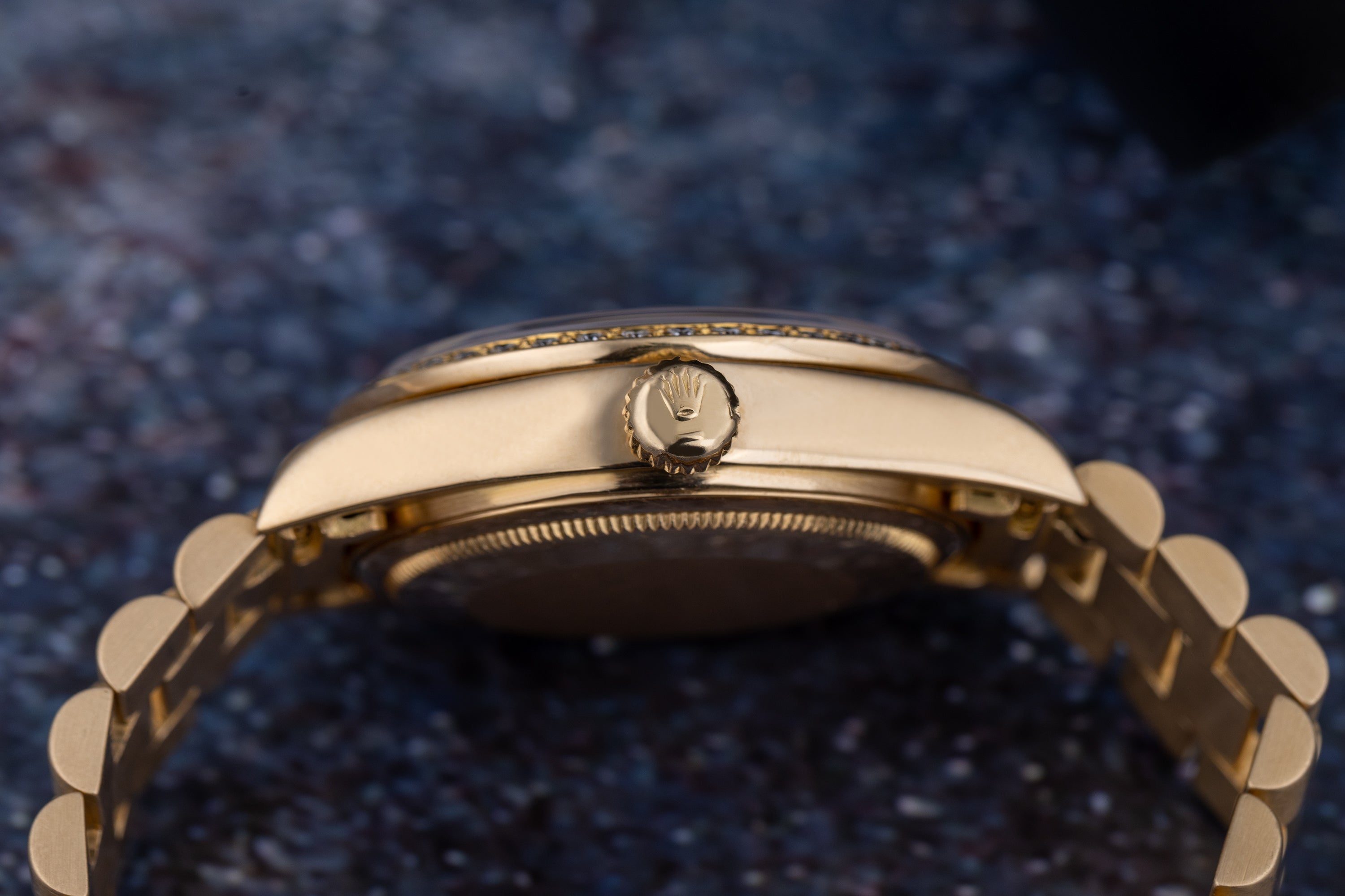Rolex Day-Date | REF. 18048 | Blue Vignette Diamond Dial & Bezel | 1979 | 18k Yellow Gold