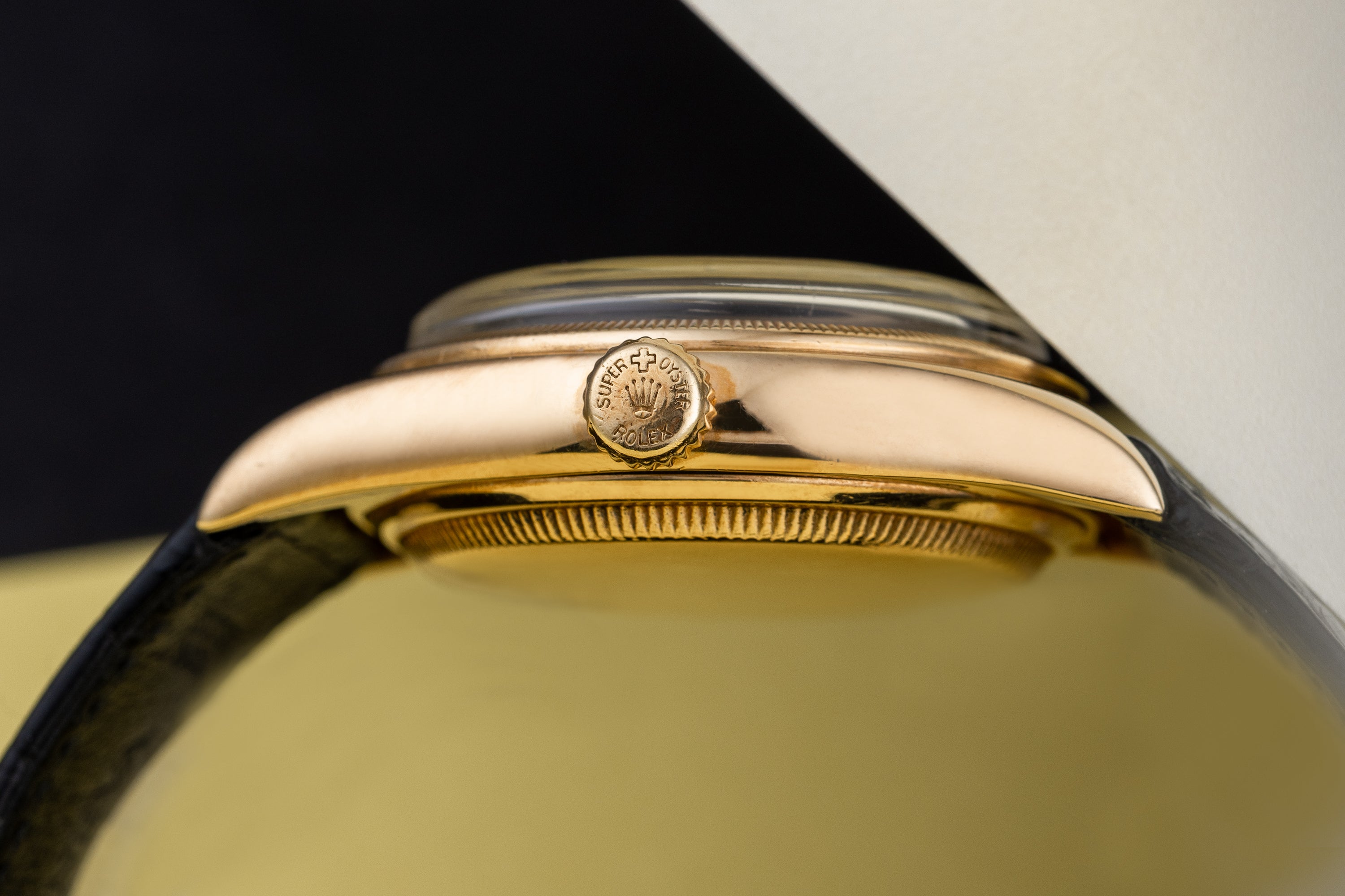 Rolex Oyster Perpetual 'Ovettone' 'Big Bubble Back' | REF. 6105 | 18k Yellow Gold