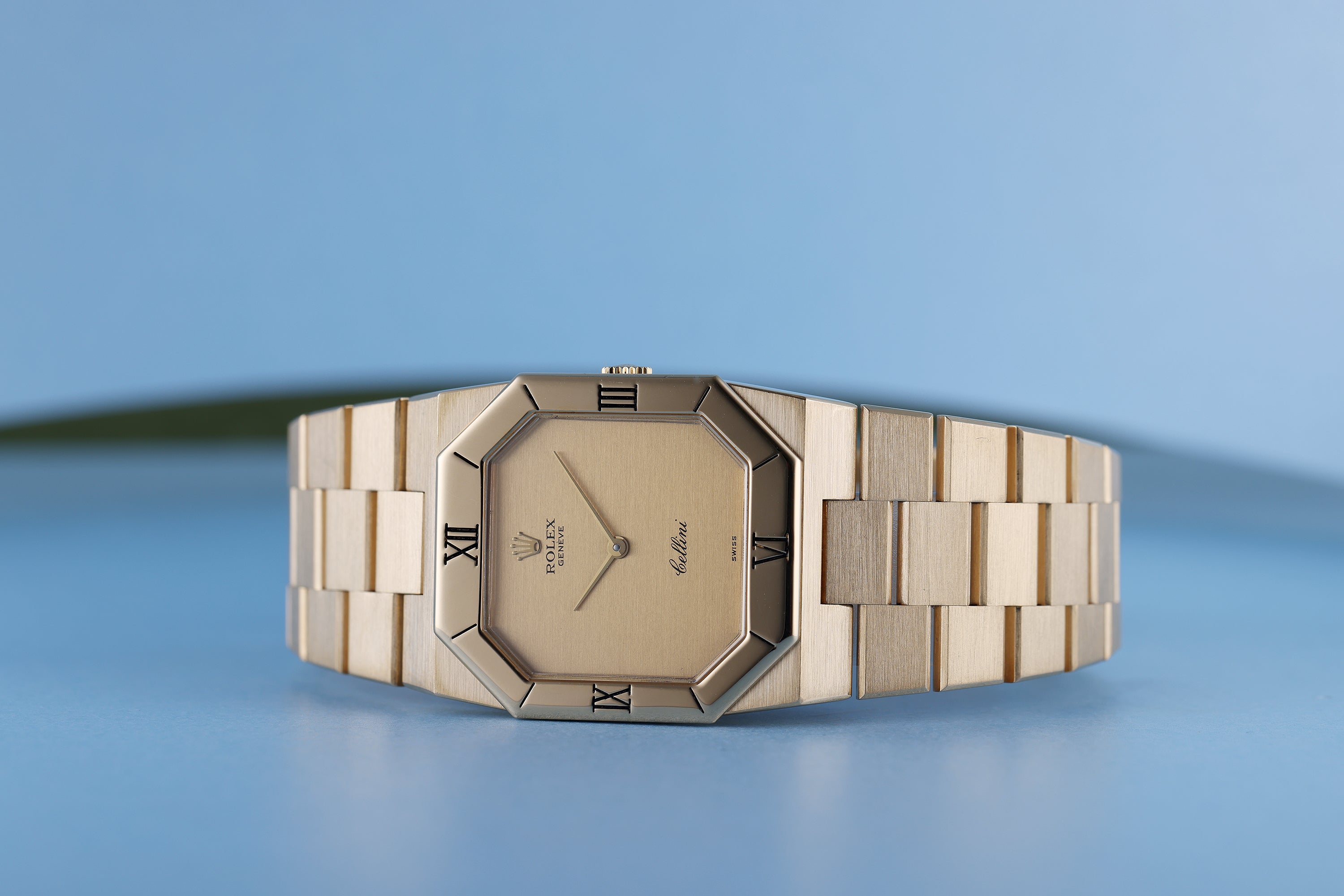 Rolex Cellini Vintage | REF. 4350 | Gold Dial | 18k Yellow Gold