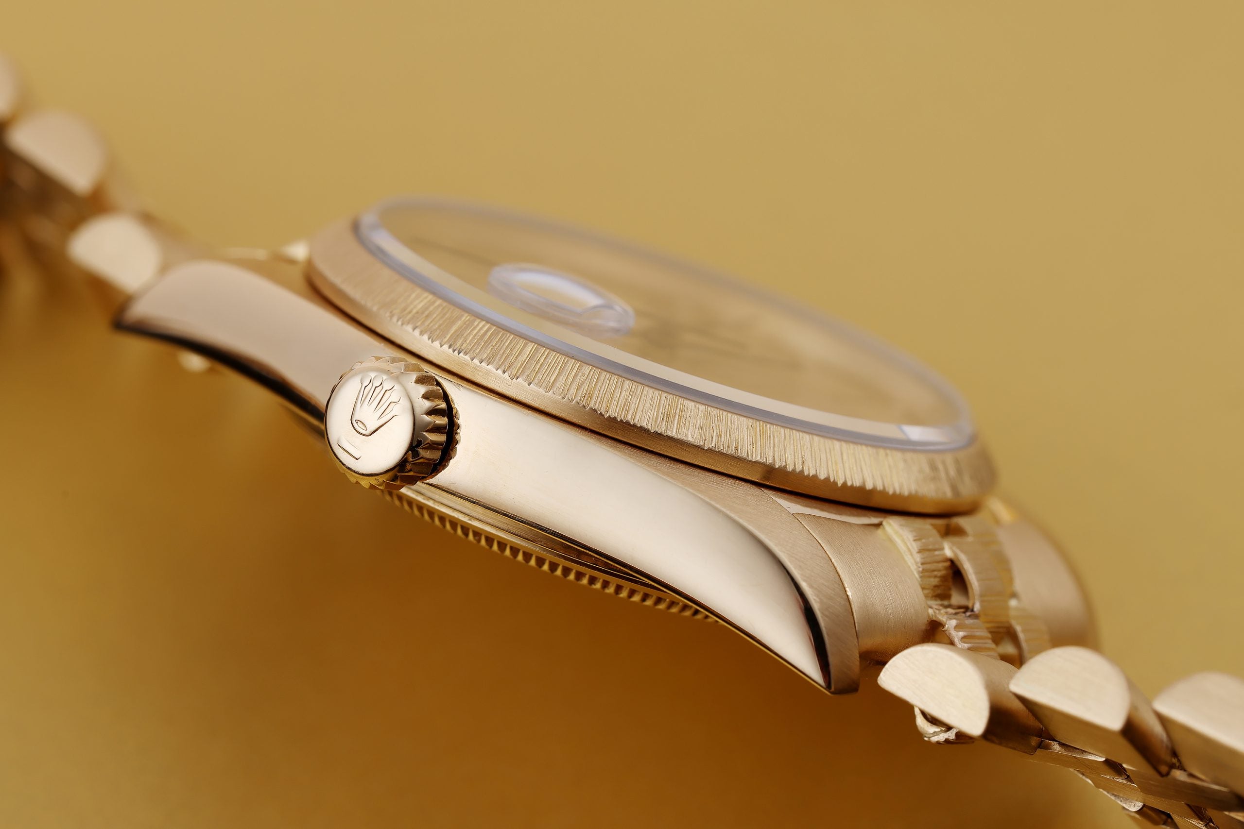 Rolex_Datejust_Gold_VINTAGE_04