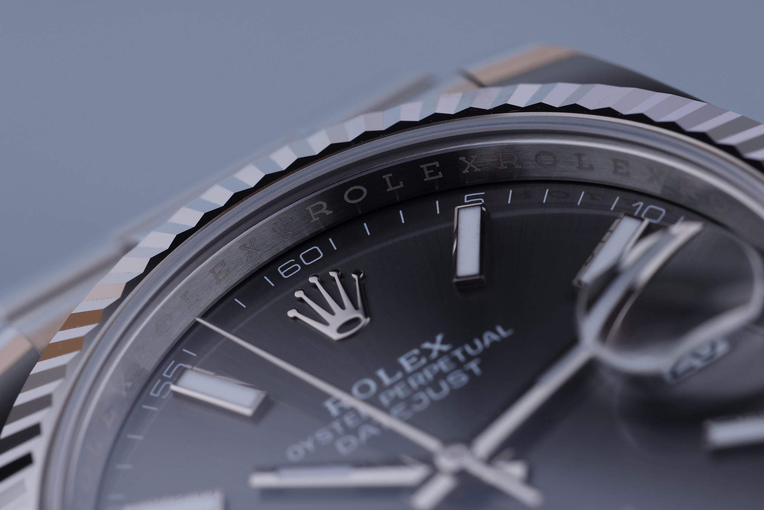 Rolex_Datejust_Grey_Dial_02