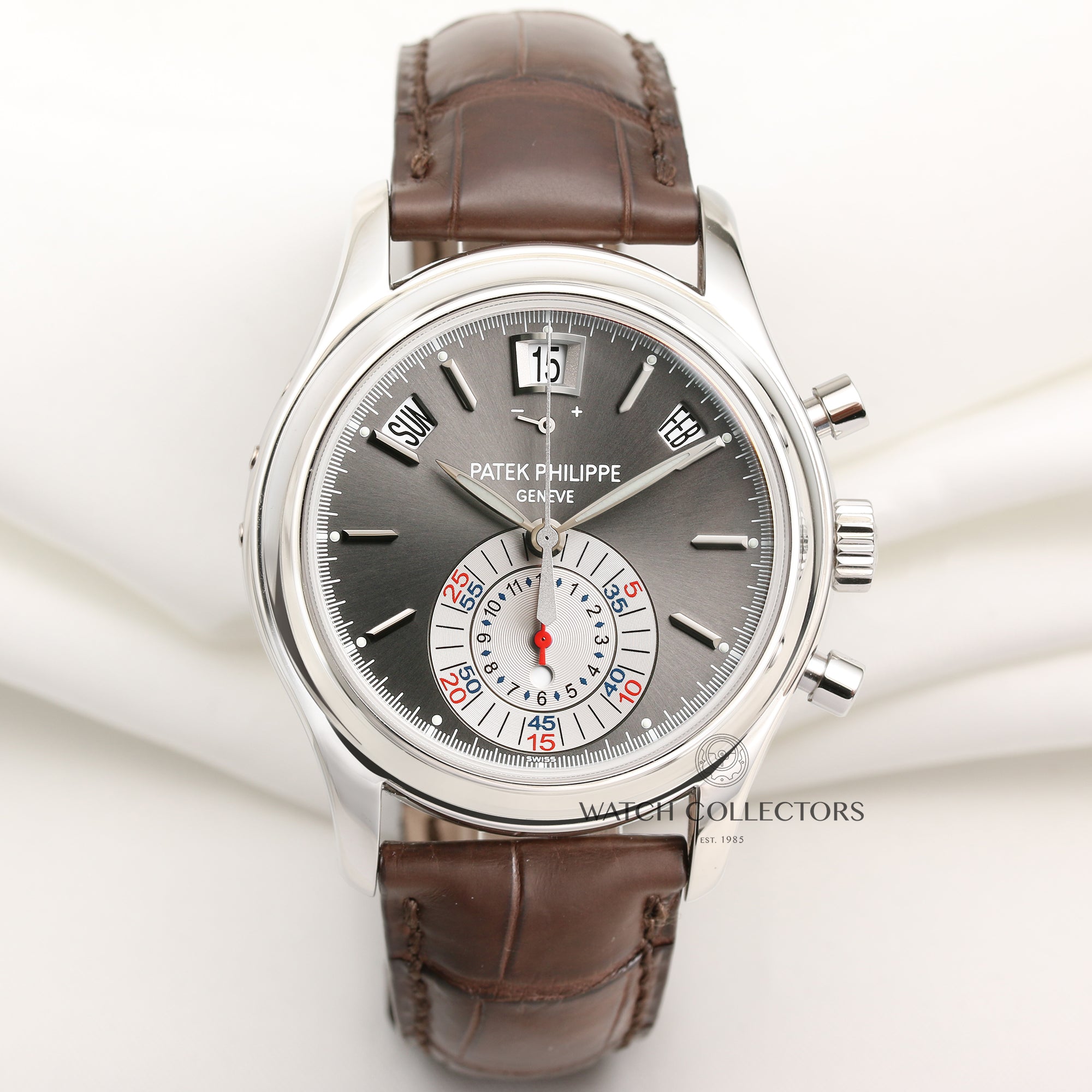 Unworn Full Set Patek Philippe 5960P-001 Platinum Annual Calendar Second Hand Watch Collectors 1