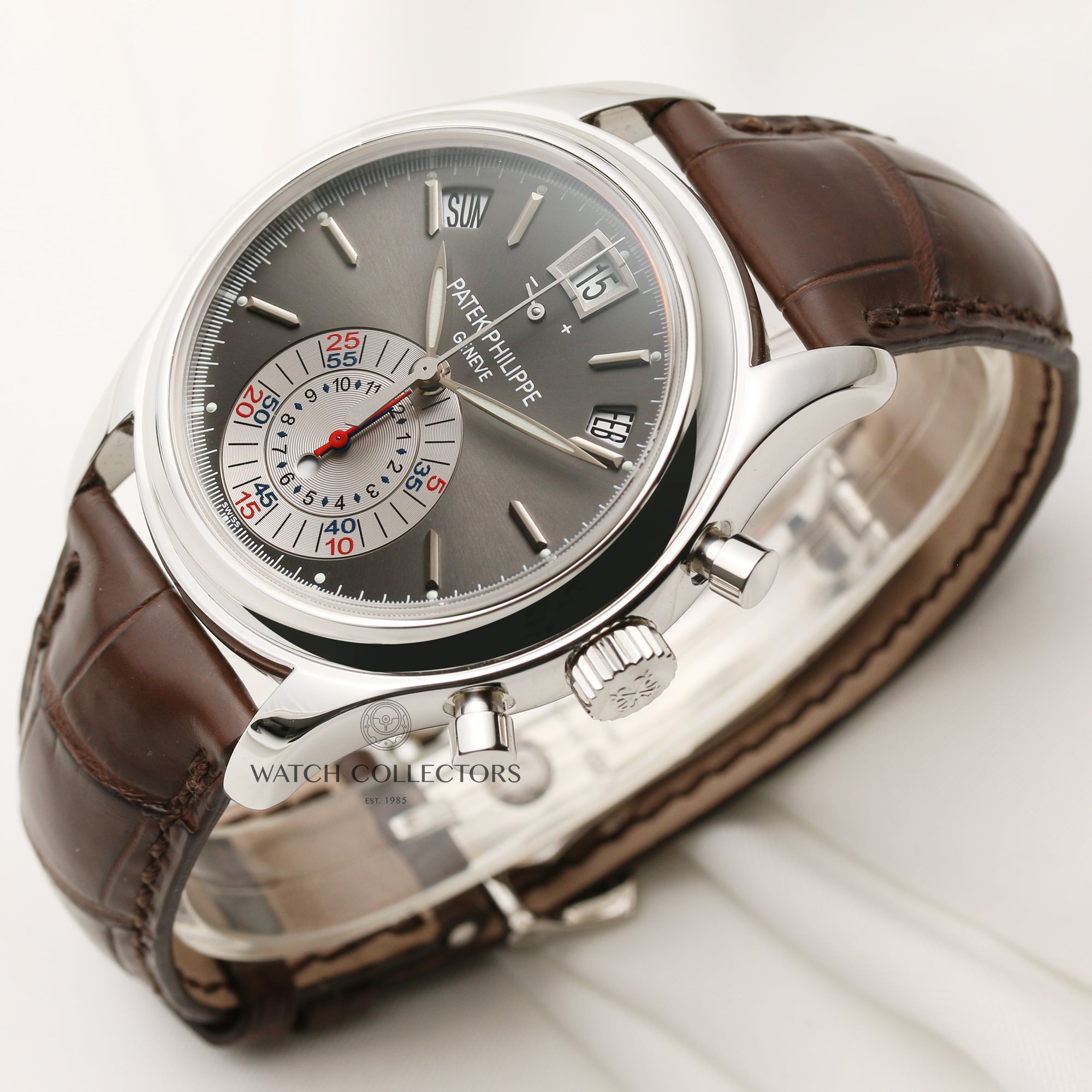 Unworn Full Set Patek Philippe 5960P-001 Platinum Annual Calendar Second Hand Watch Collectors 3