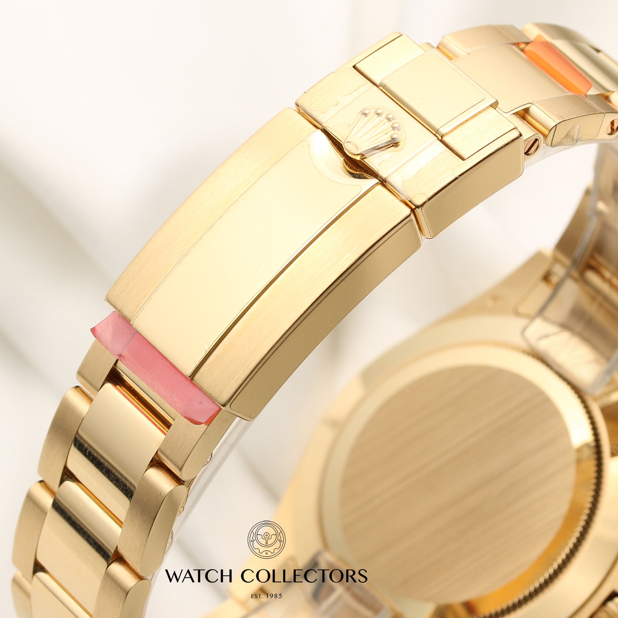 Unworn Rolex Daytona 116508 18K Yellow Gold Green Dial Second Hand Watch Collectors 9