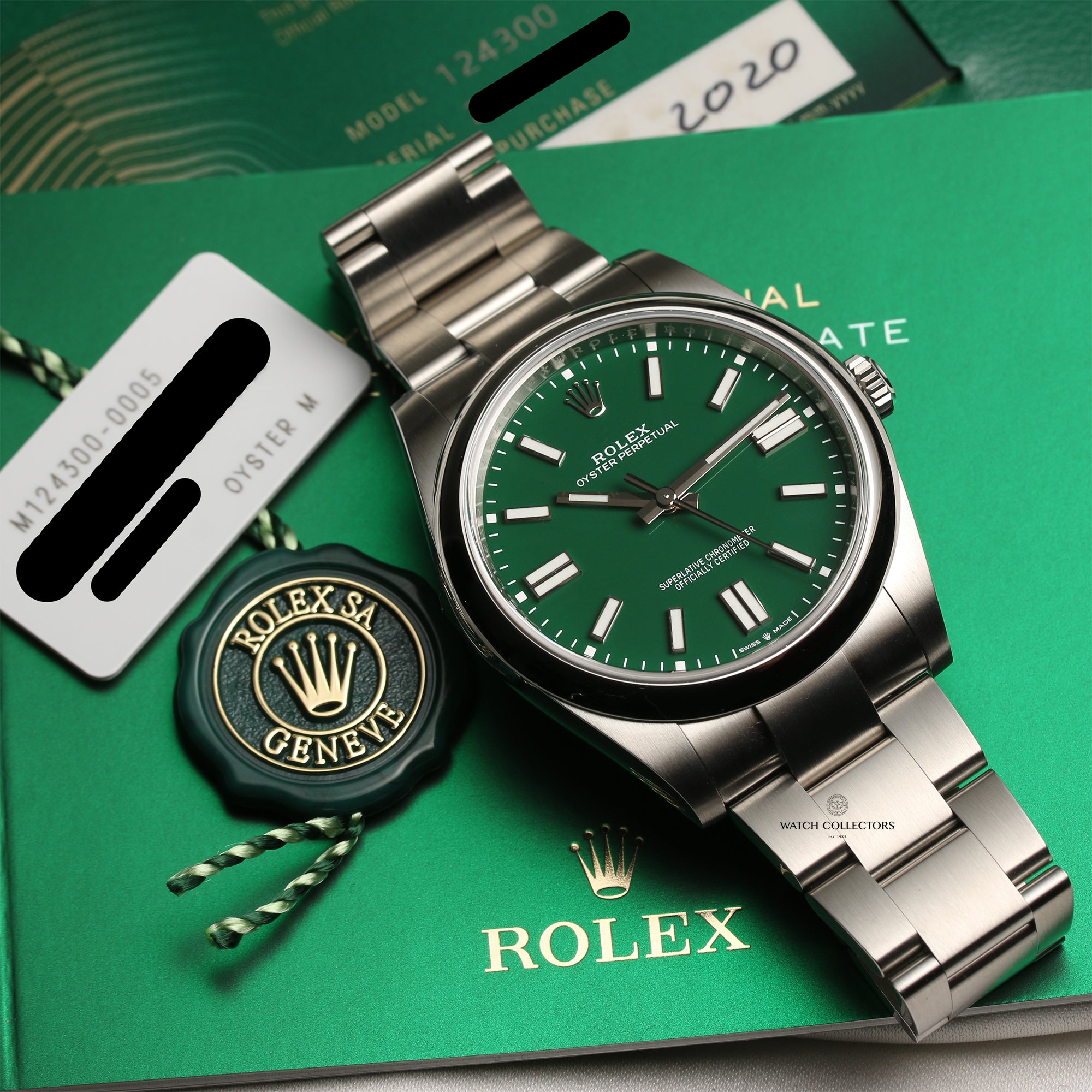 Unworn Rolex Oyster Perpetual 124300 Green Stainless Steel Second Hand Watch Collectors 10