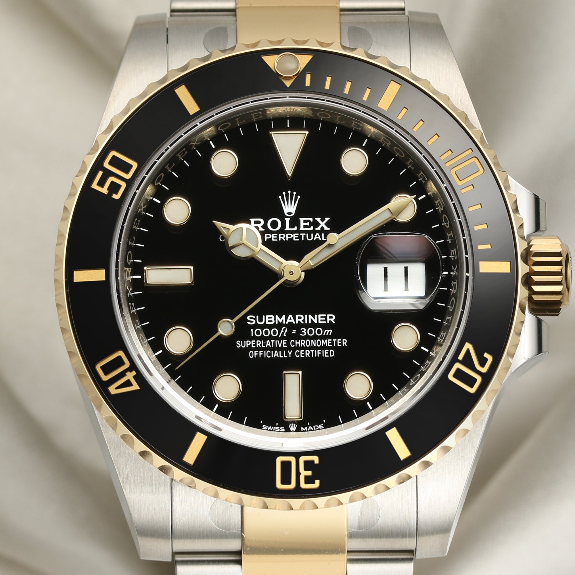 Unworn-Rolex-Submariner-126613LN-Steel-Gold-Second-Hand-Watch-Collectors-2