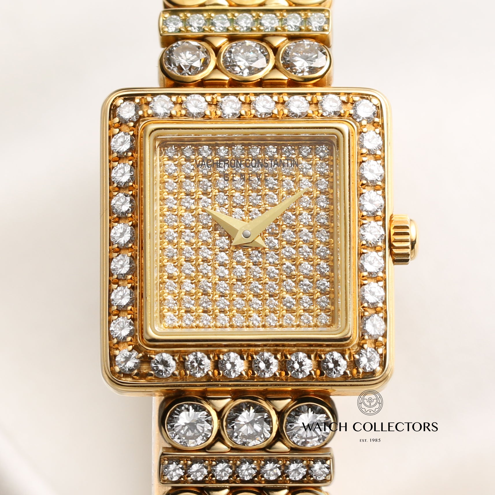 Vacheron Constantin 27620 18K Yellow Gold Pave Diamond Bezel Bracelet Second Hand Watch Collectors 2
