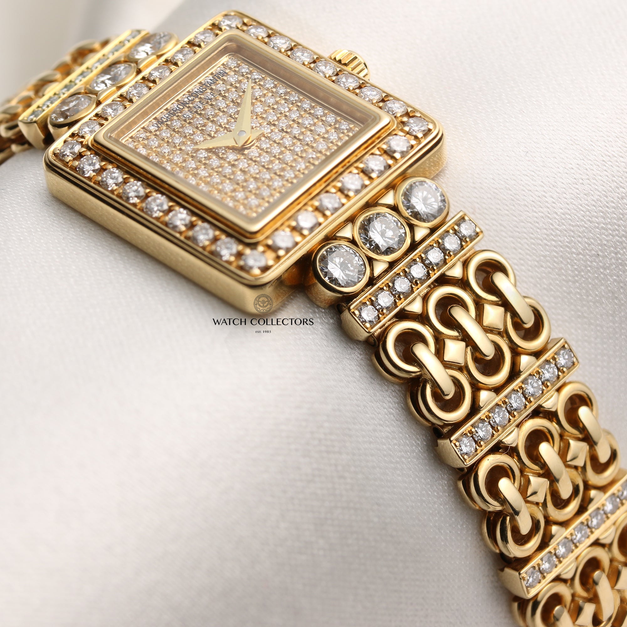 Vacheron Constantin 27620 18K Yellow Gold Pave Diamond Bezel Bracelet Second Hand Watch Collectors 5