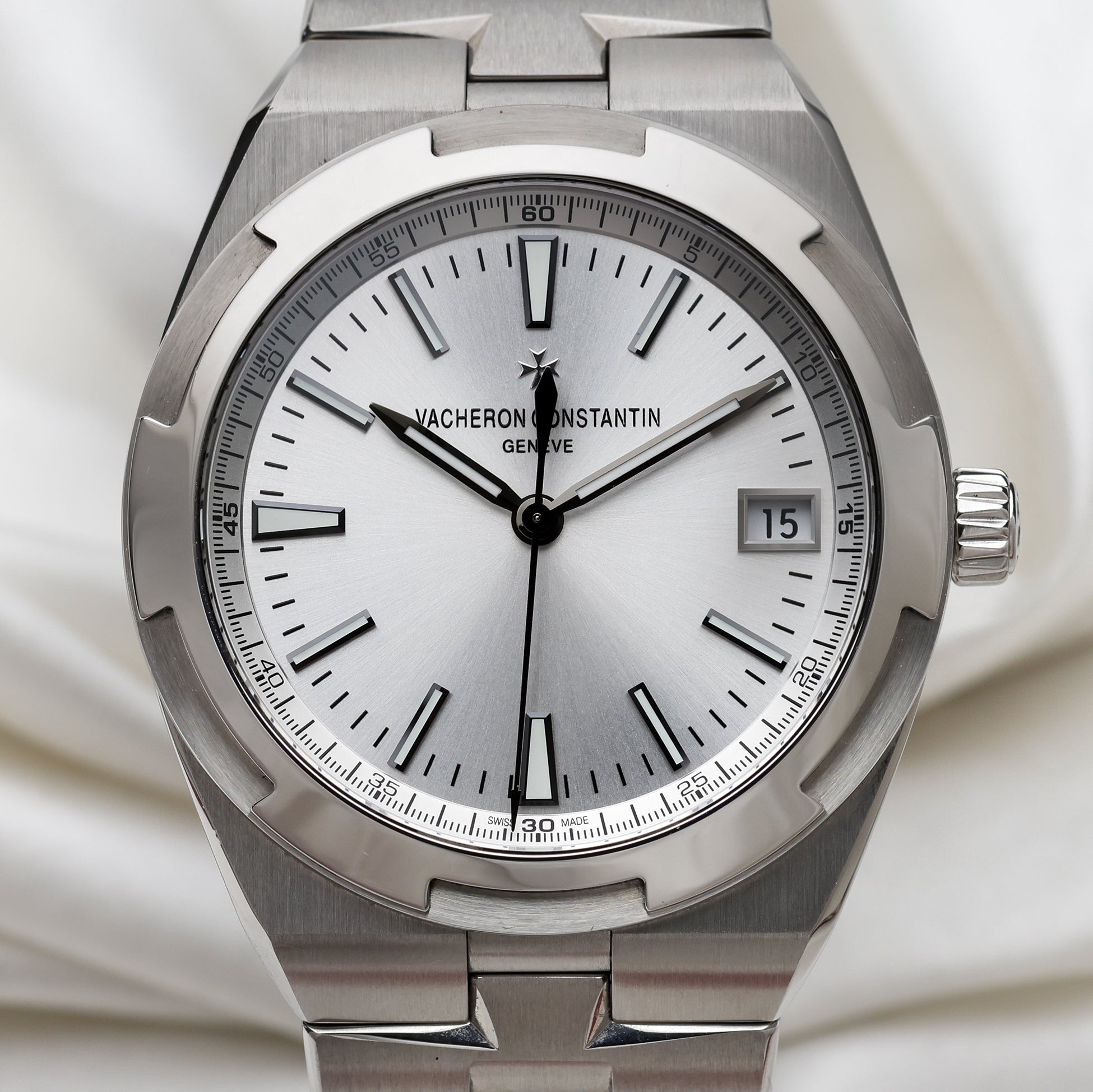 Vacheron Constantin Oversea Stainless Steel Second Hand Watch Collectors 2